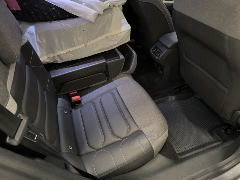 Citroen C4 Shine 2023, kuva 9/10