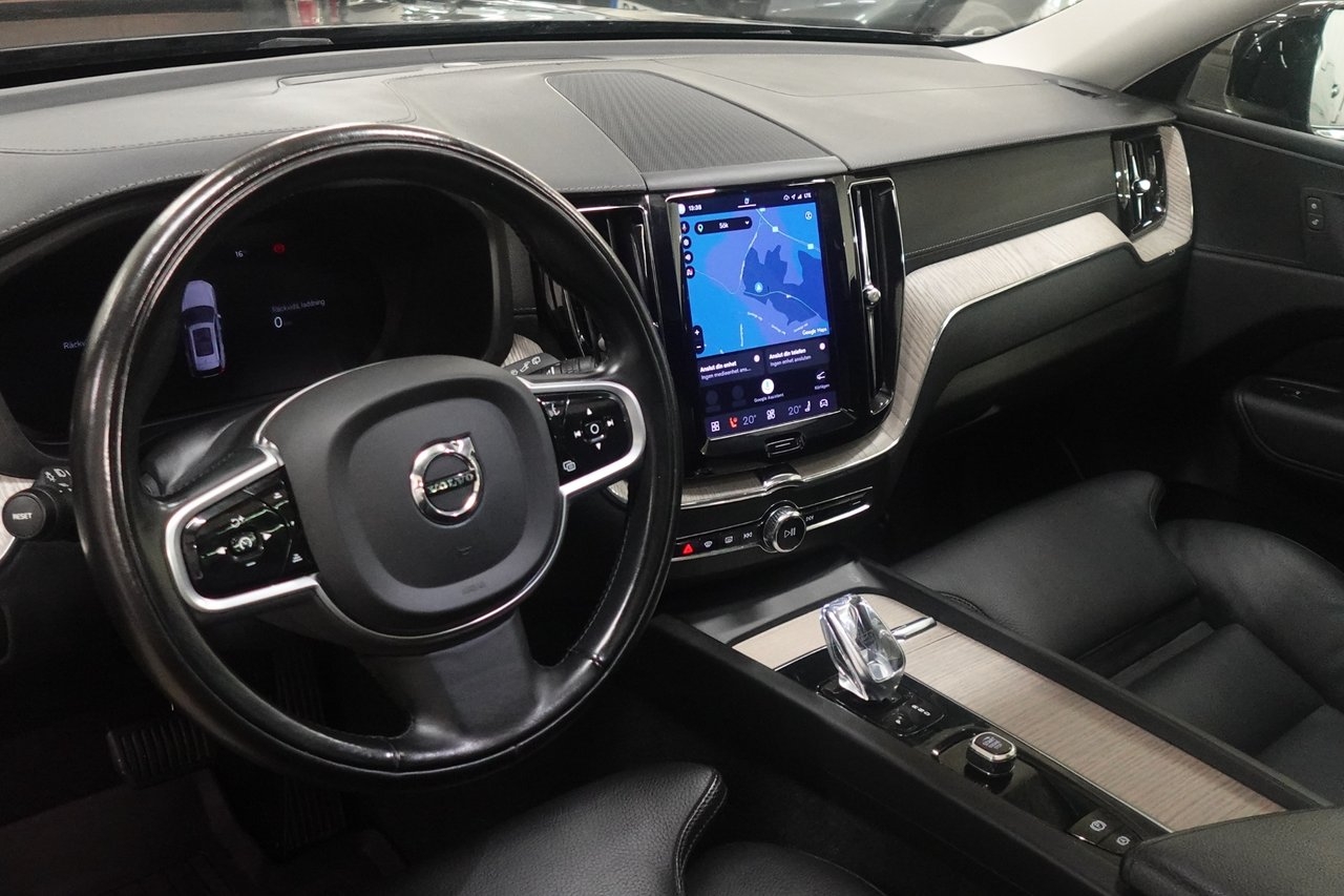 Volvo XC60 T6 Inscription 2022, photo 6/10