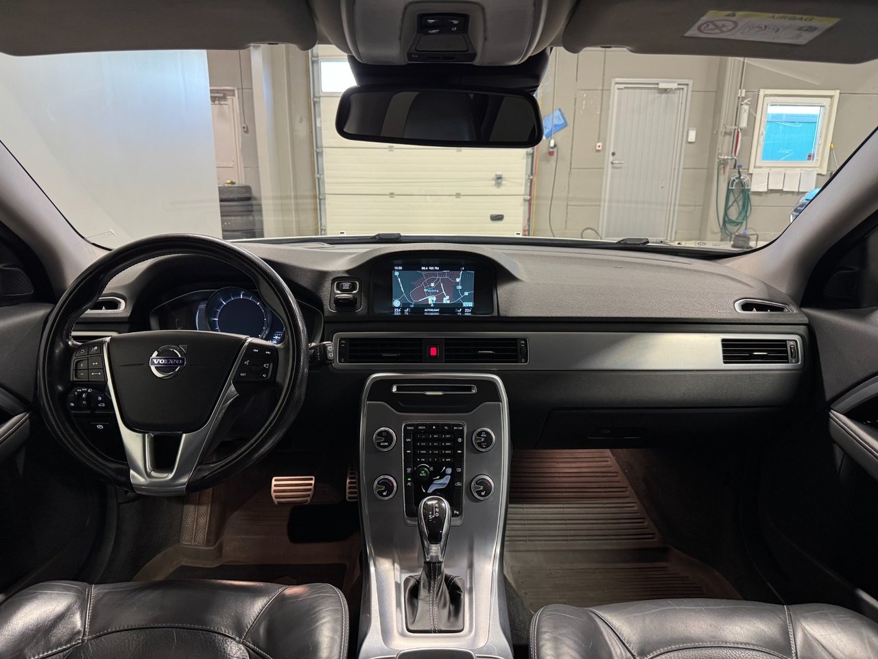 Volvo V70 D4 Sport Classic 2016, photo 9/10
