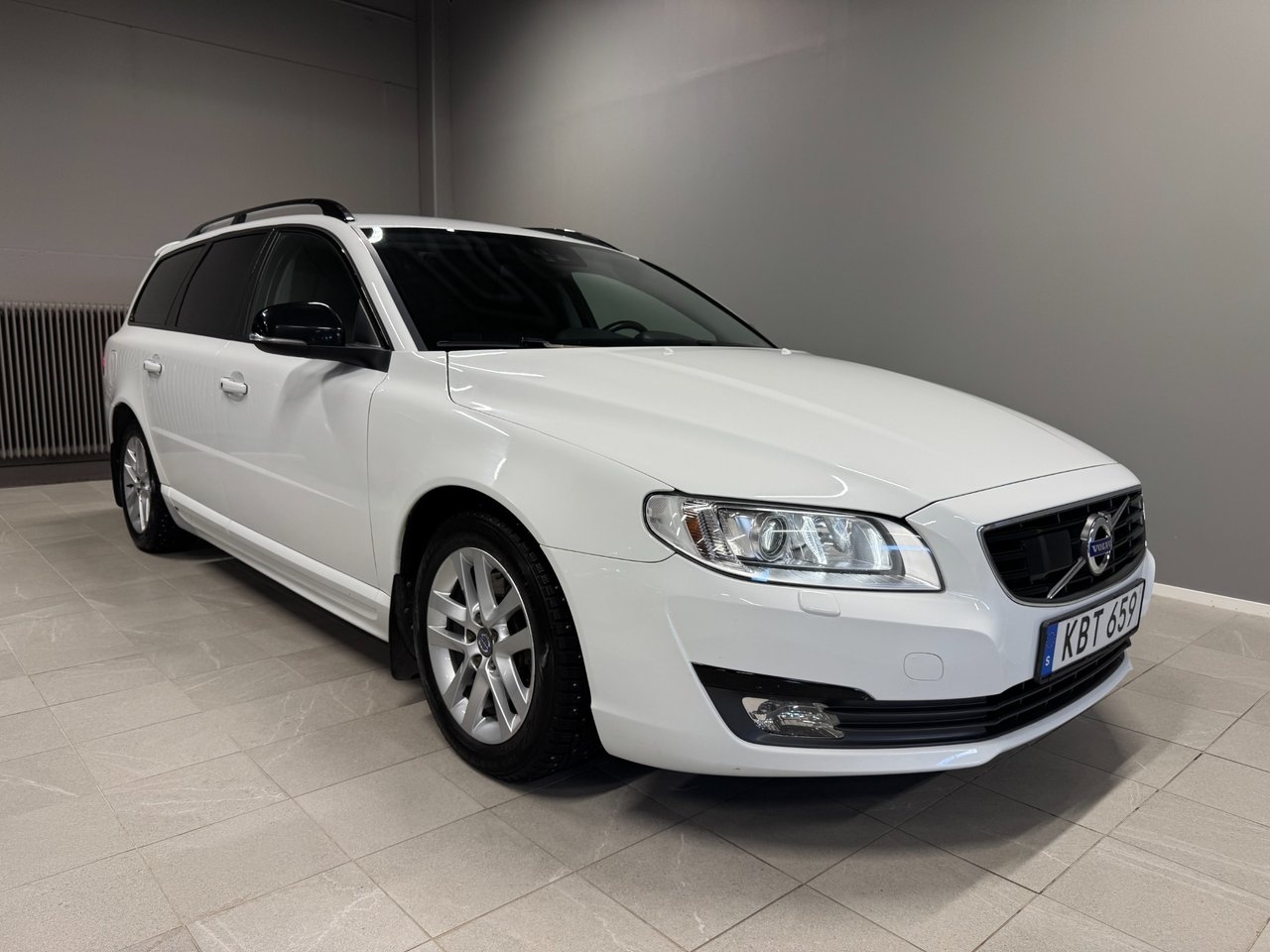 Volvo V70 D4 Sport Classic 2016, bild 2/10