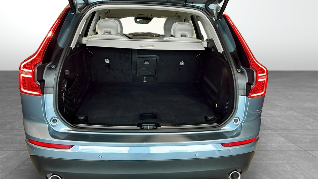 Volvo XC60 T5 Momentum 2019, bild 9/9