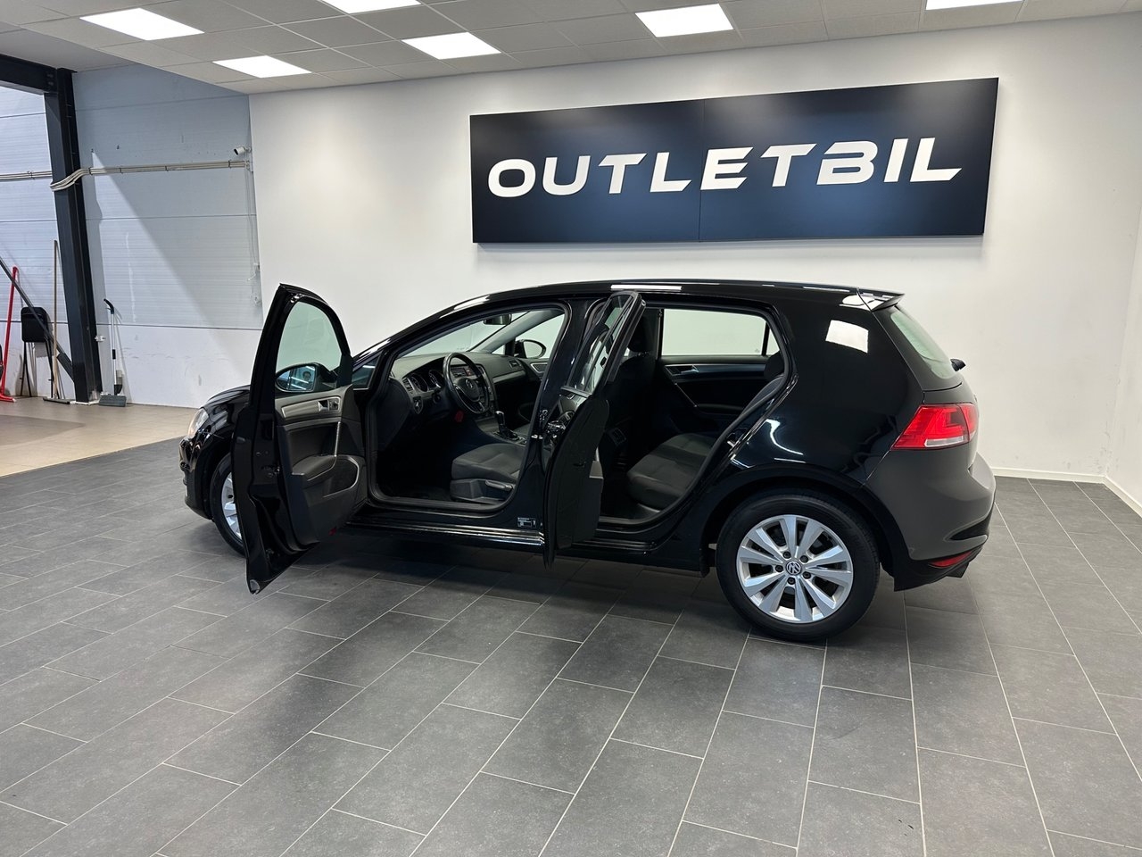 Volkswagen Golf 1.2 TSI 2016, photo 3/10