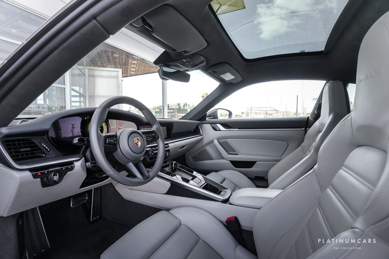 Porsche 911 Turbo S 2021, photo 5/10