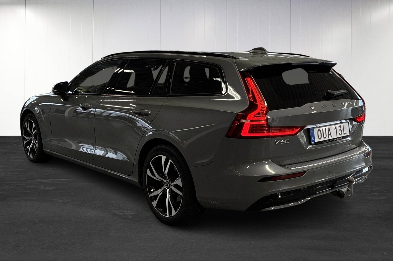 Volvo V60 B4 Diesel Plus Dark 2023, bild 3/10