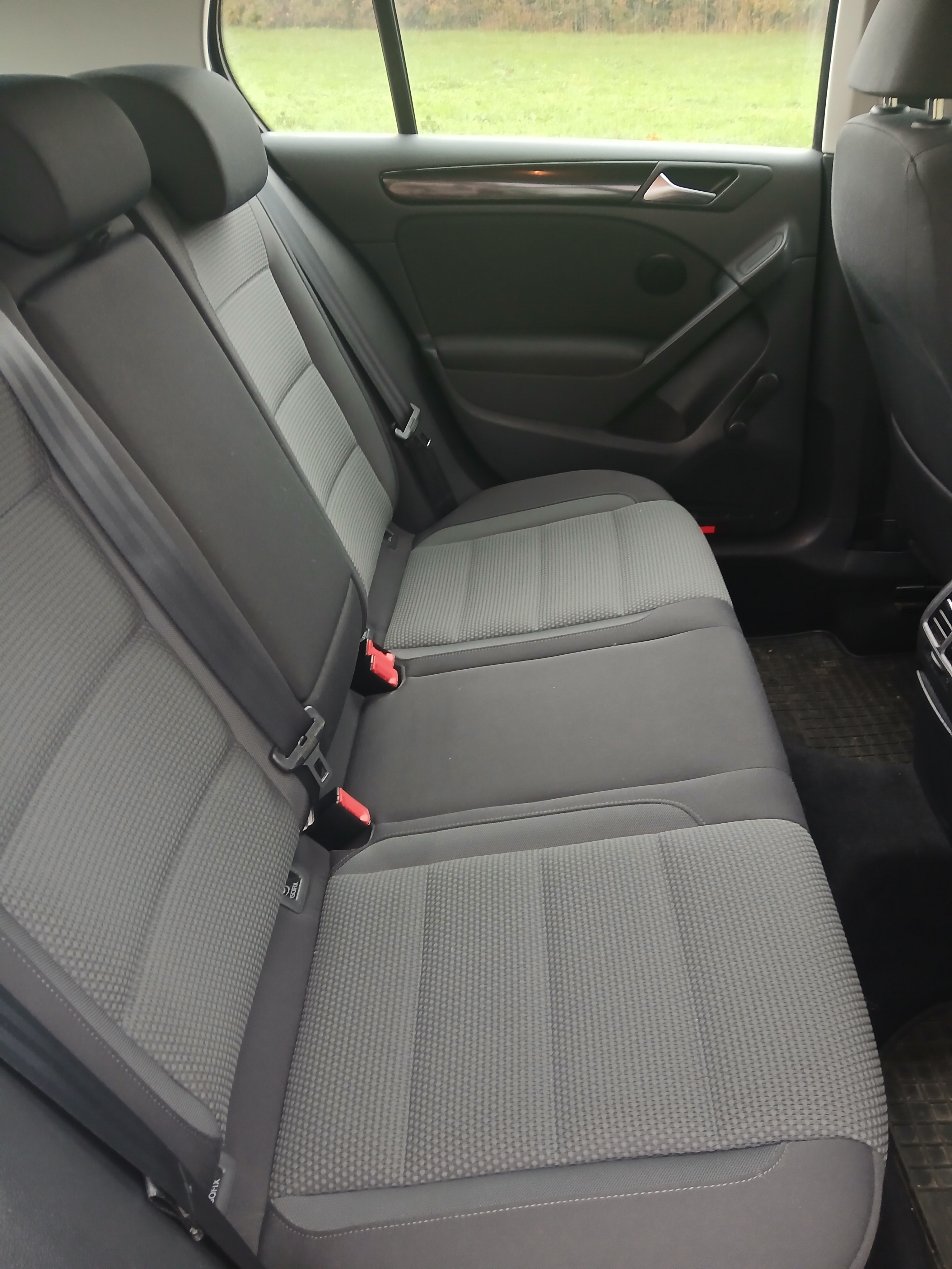Volkswagen Golf 1.6 TDI 2011, bild 6/7