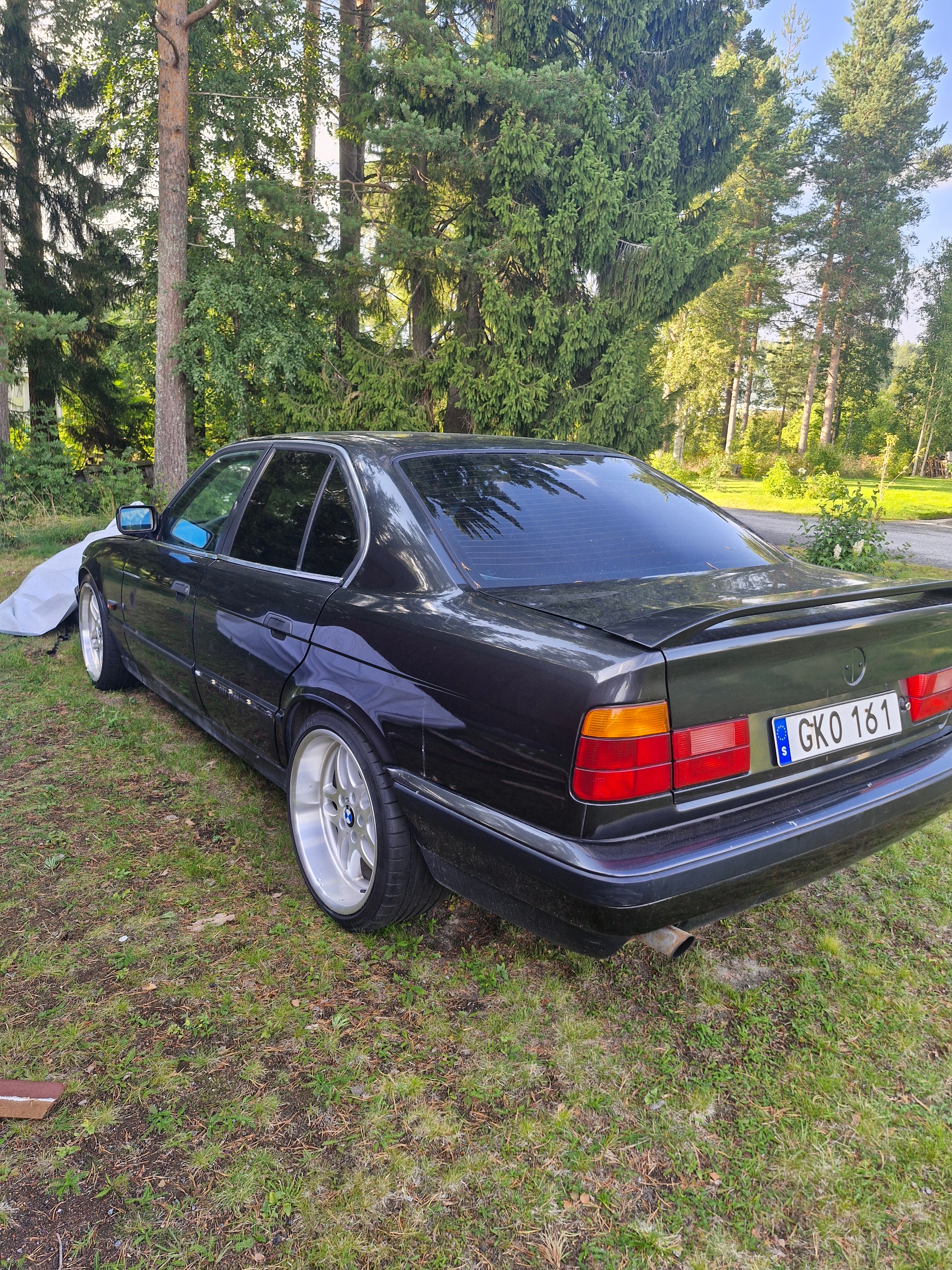 BMW 525i 1992, photo 4/9