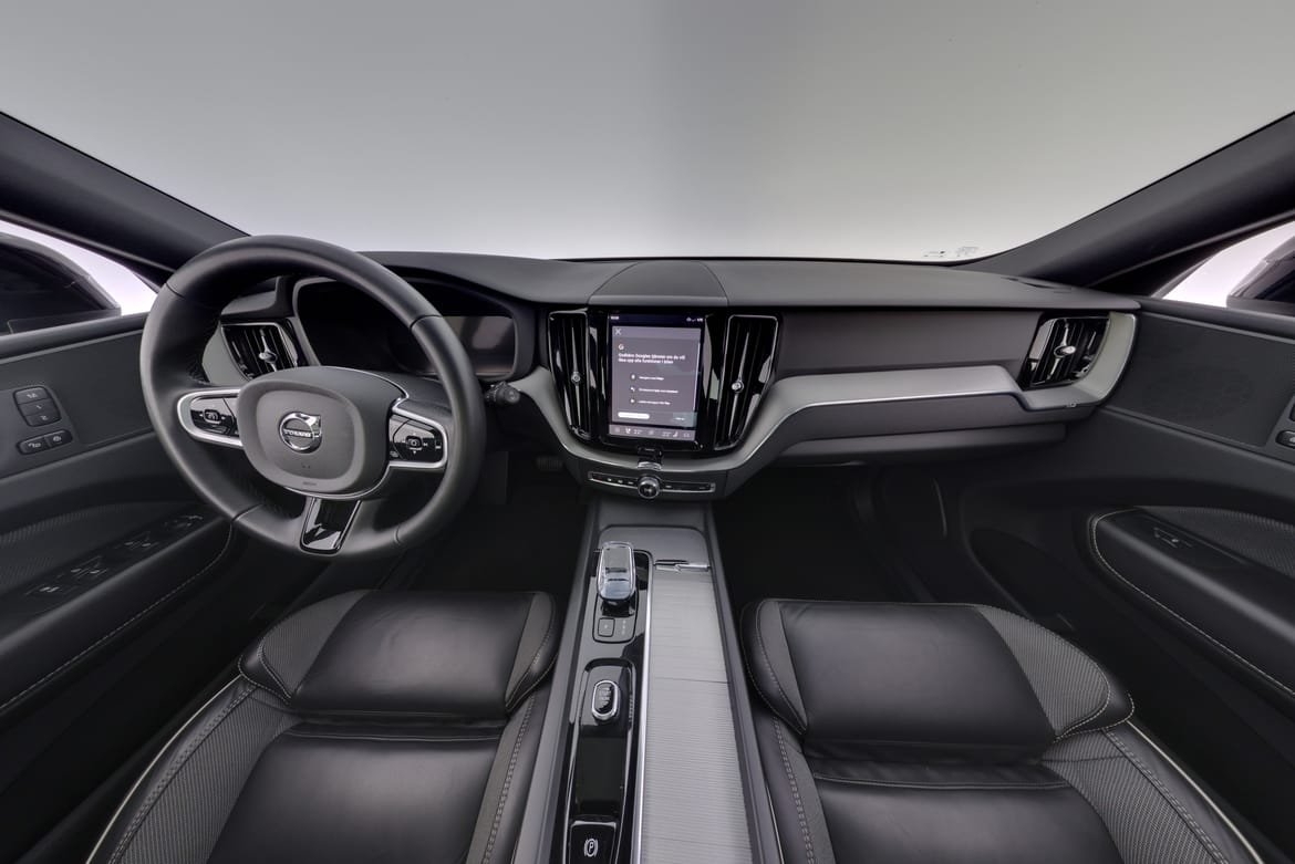 Volvo XC60 T6 Plus Dark 2025, bild 7/21