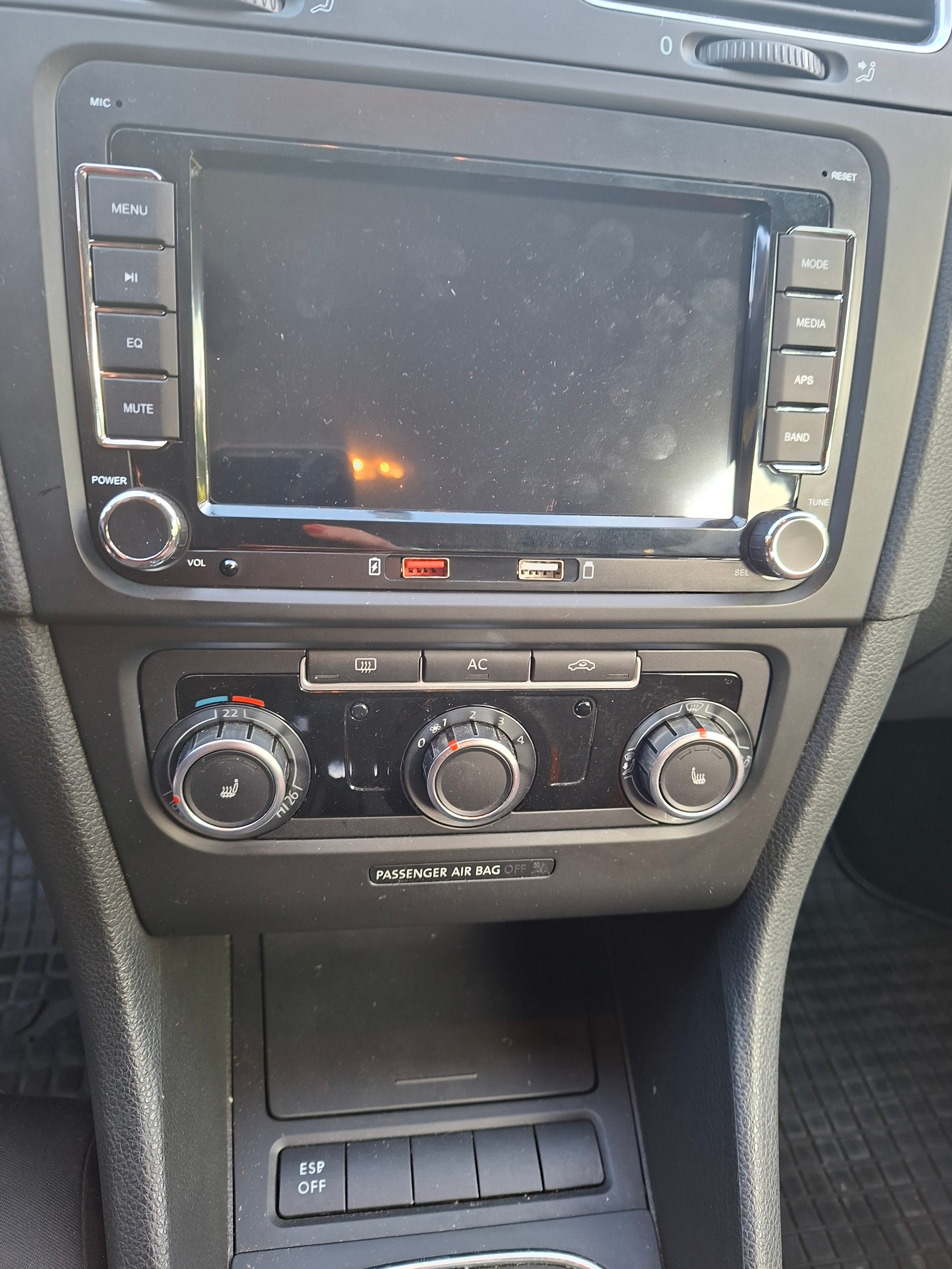 Volkswagen Golf 1.6 2010, kuva 7/7