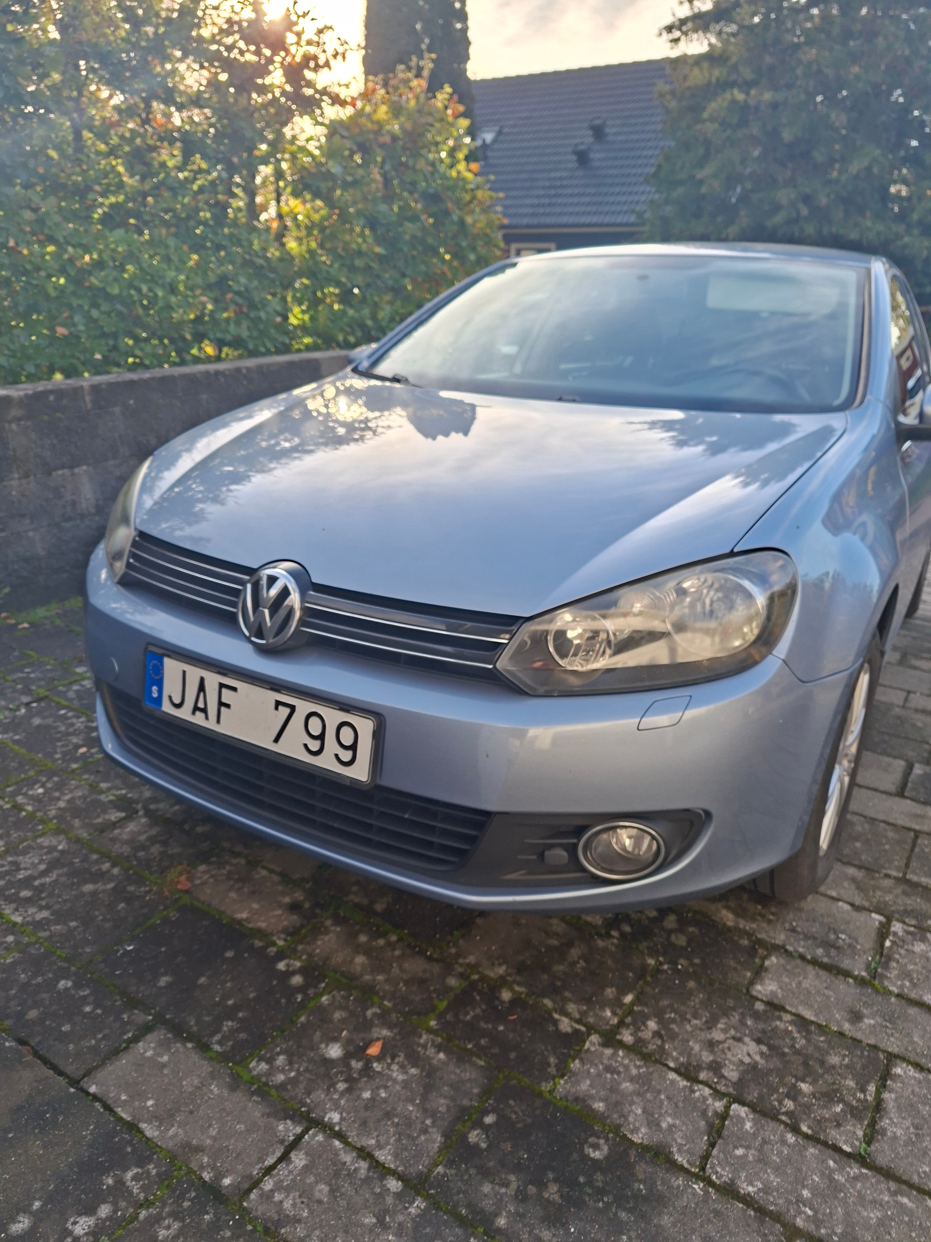 Volkswagen Golf 1.6 2010, kuva 3/7