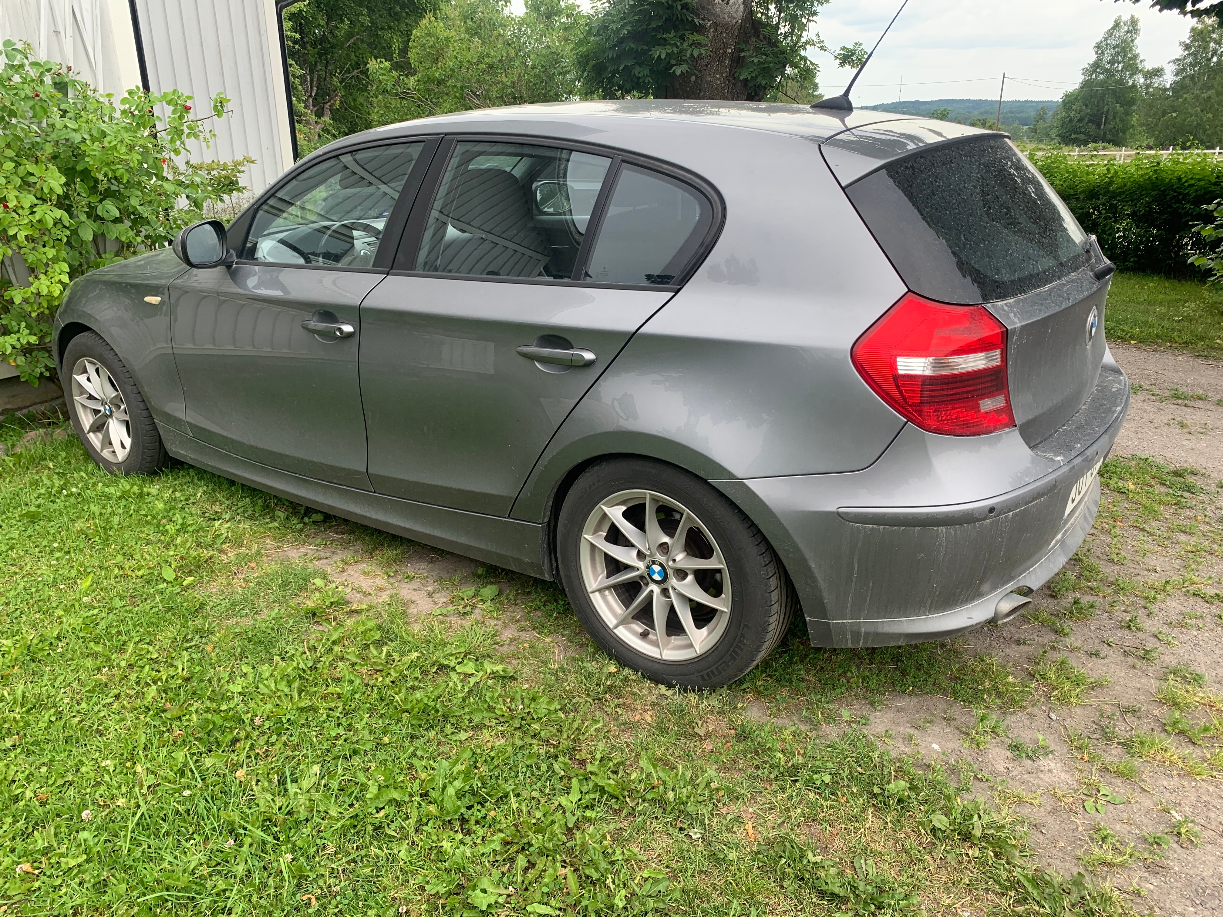 BMW 120d 2011, kuva 2/5