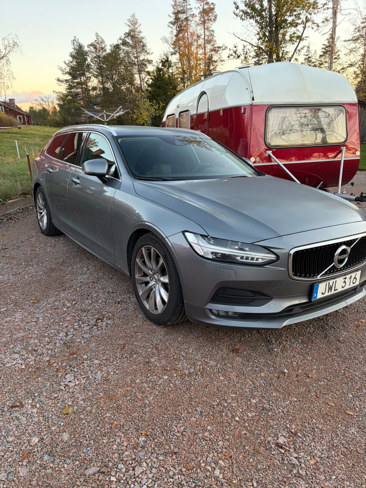 Volvo V90 D4 2019, bild 3/8