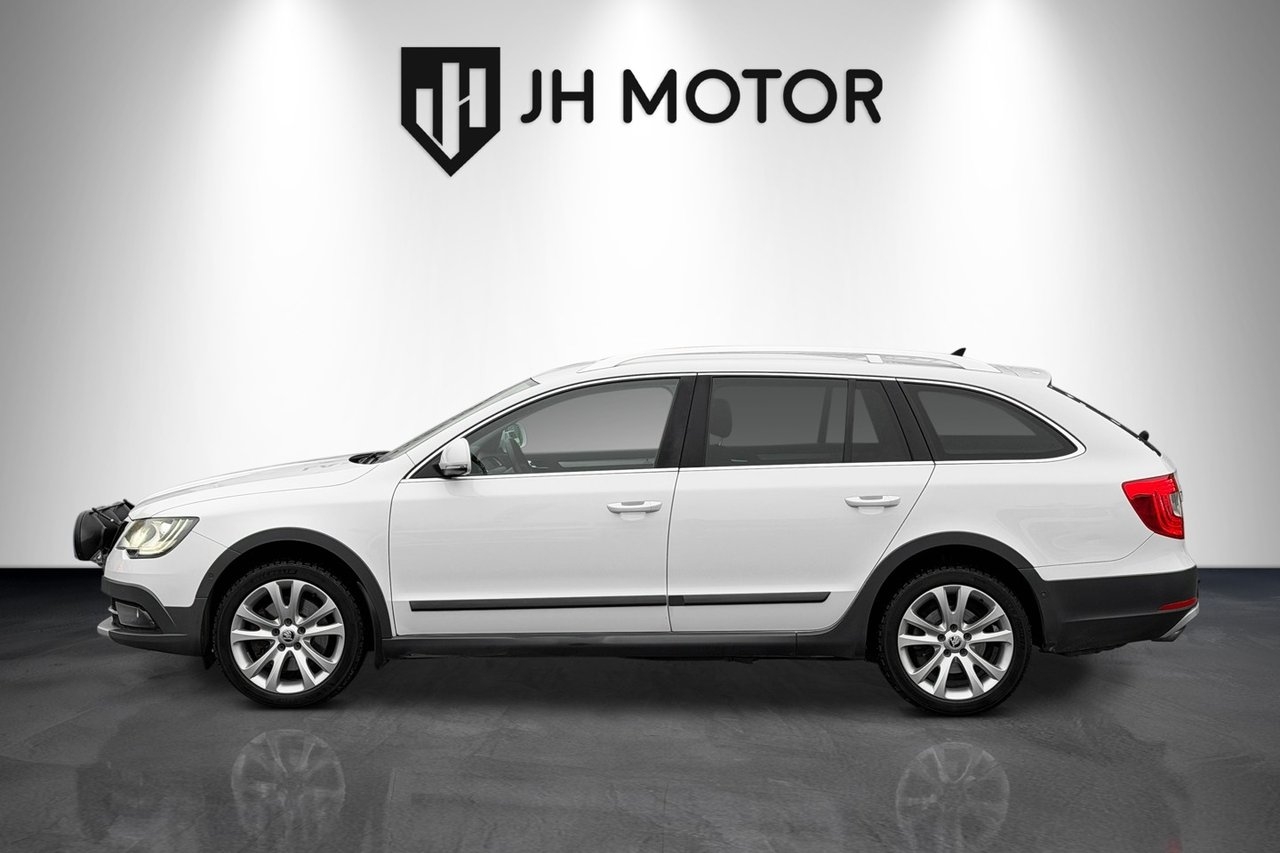 Skoda Superb 2.0 TDI Elegance 2015, kuva 3/10