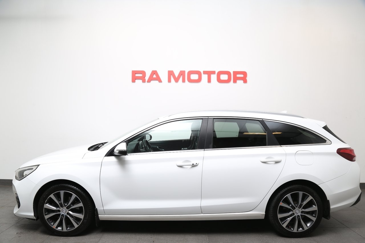 Hyundai i30 1.4 T-GDI Limited Edition 2020, bild 3/24