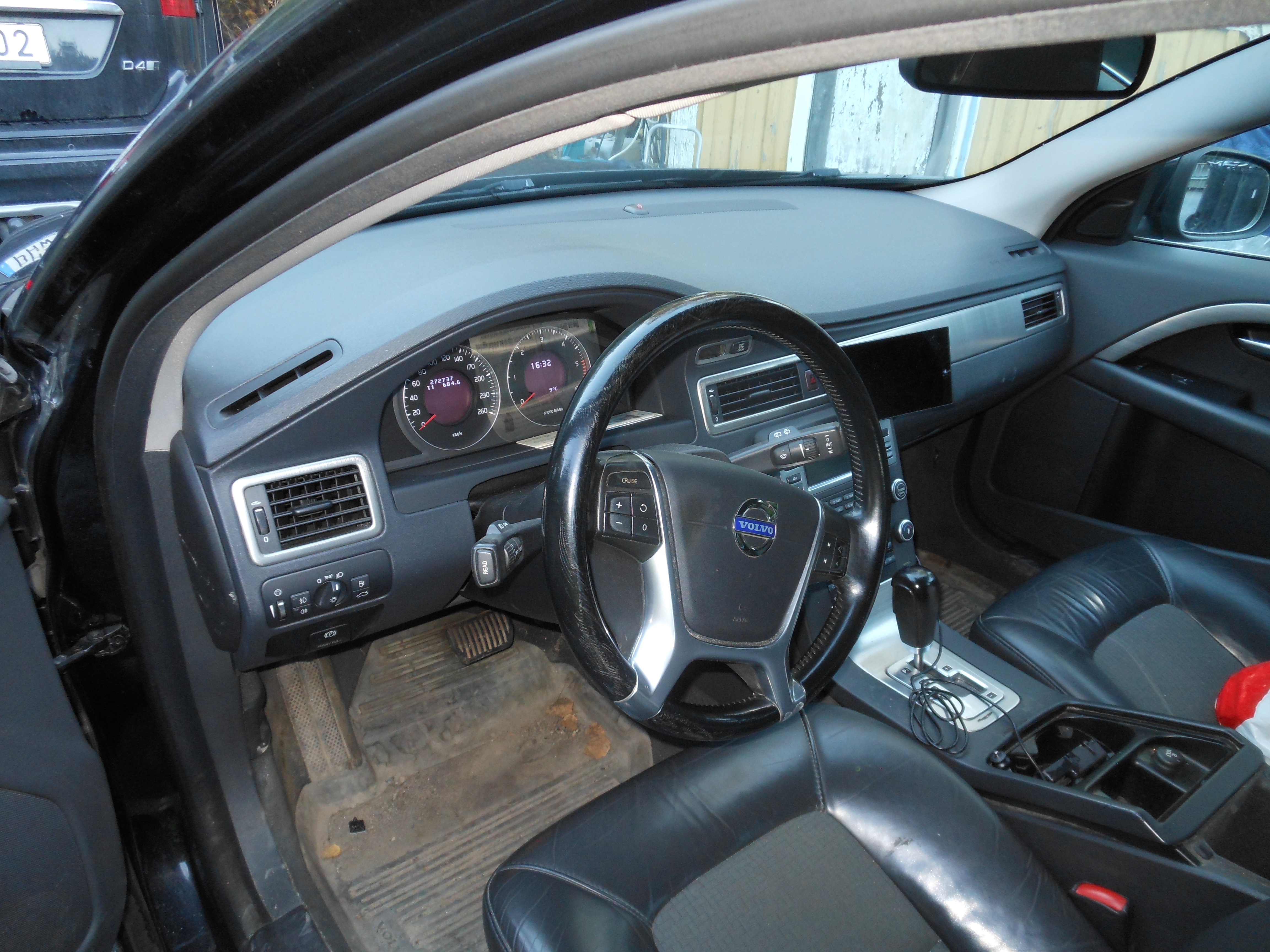 Volvo V70 2.4D 2010, photo 6/6