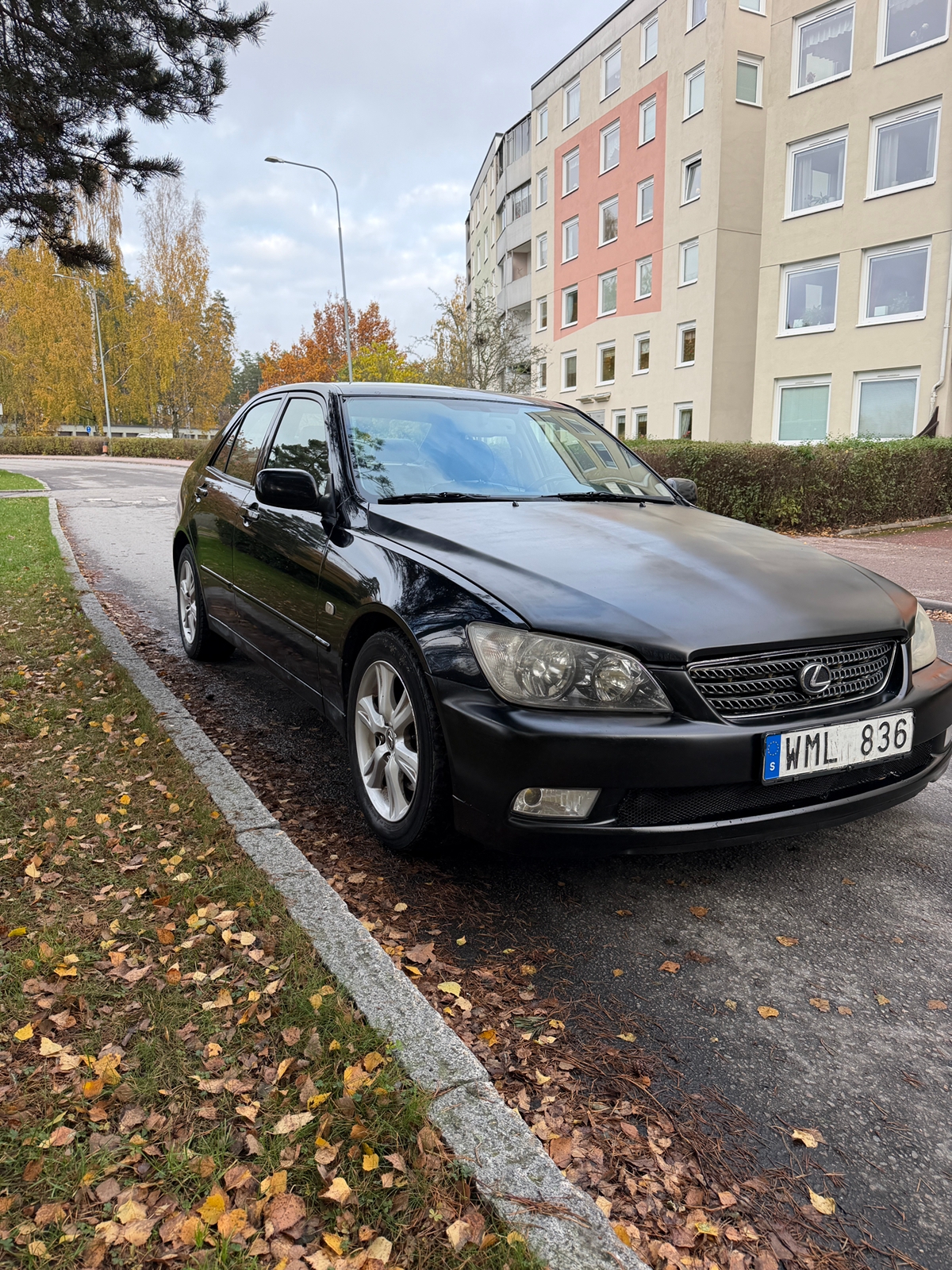 Lexus IS 200 2005, photo 2/6