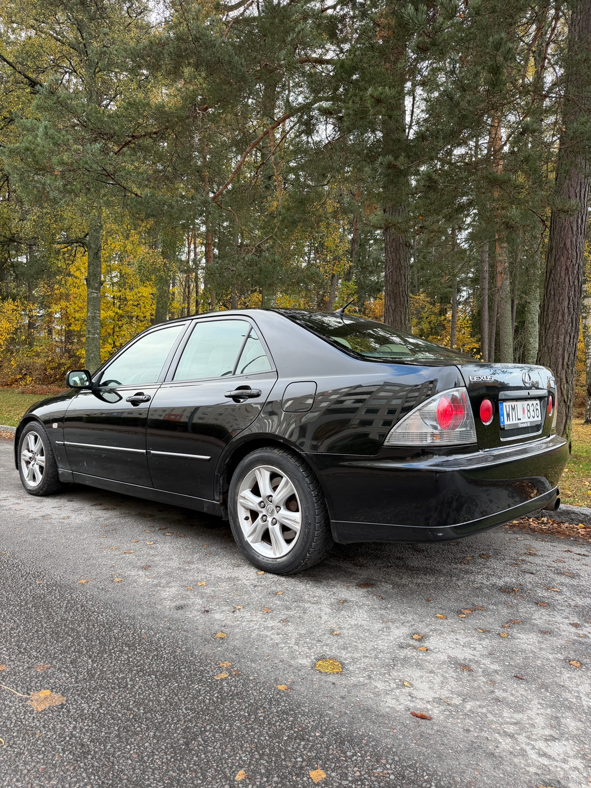Lexus IS 200 2005, photo 3/6