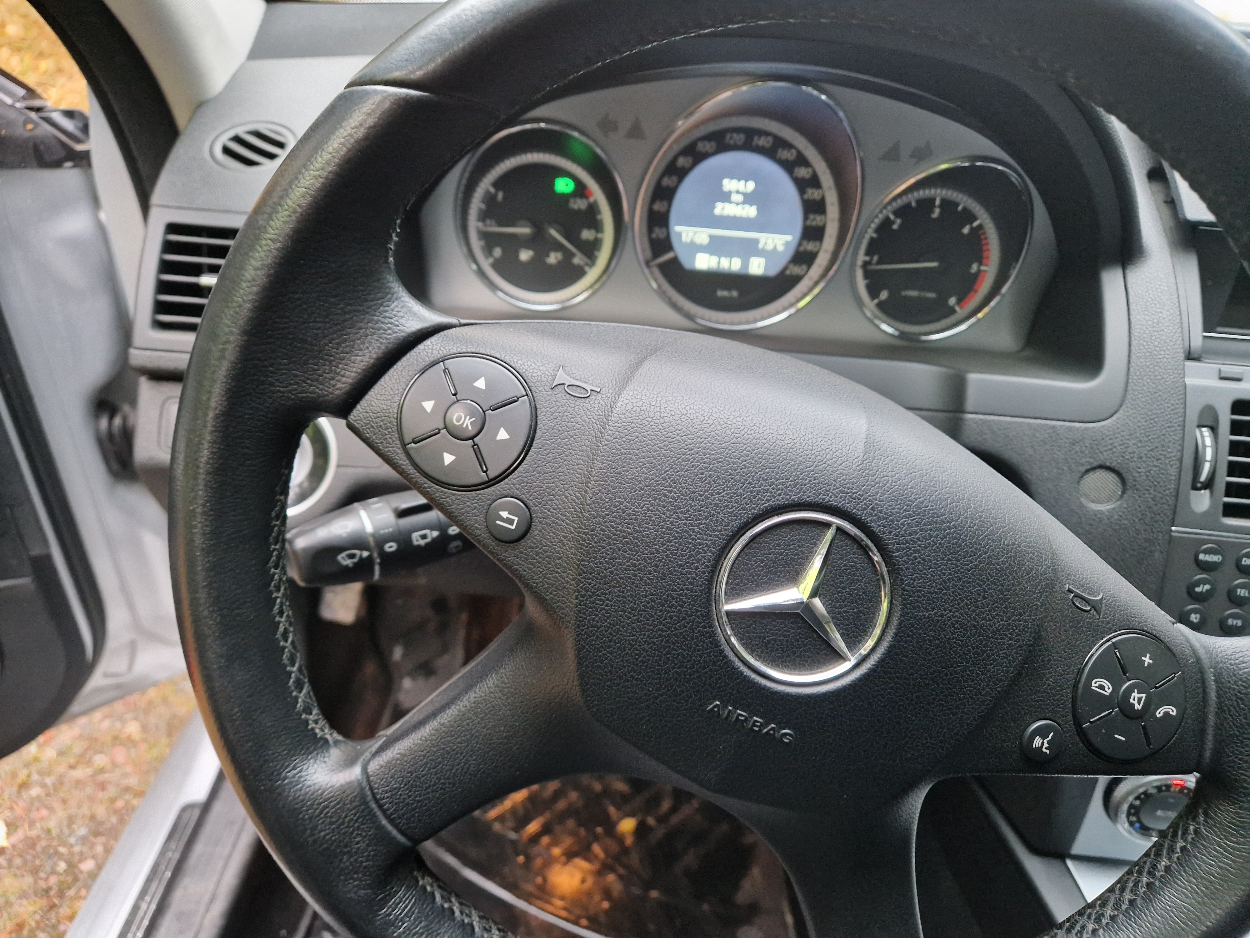 Mercedes-Benz C 220 CDI 2011, kuva 10/10