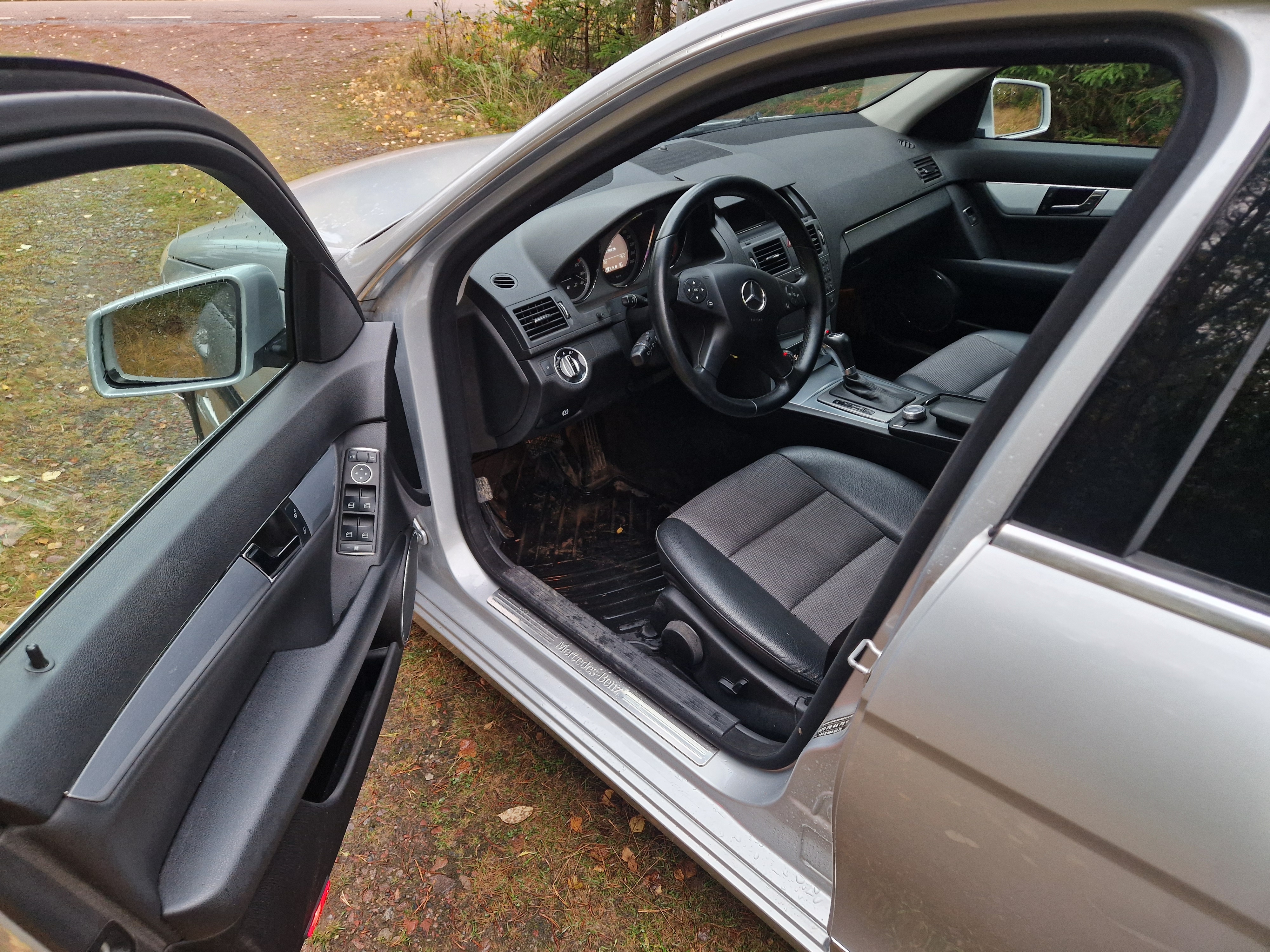 Mercedes-Benz C 220 CDI 2011, kuva 9/10