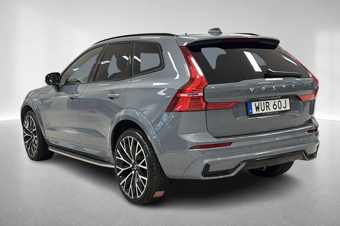 Volvo XC60 T8 R Design 2022, bild 2/10