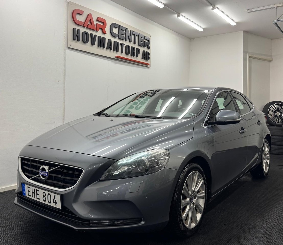 Volvo V40 D2