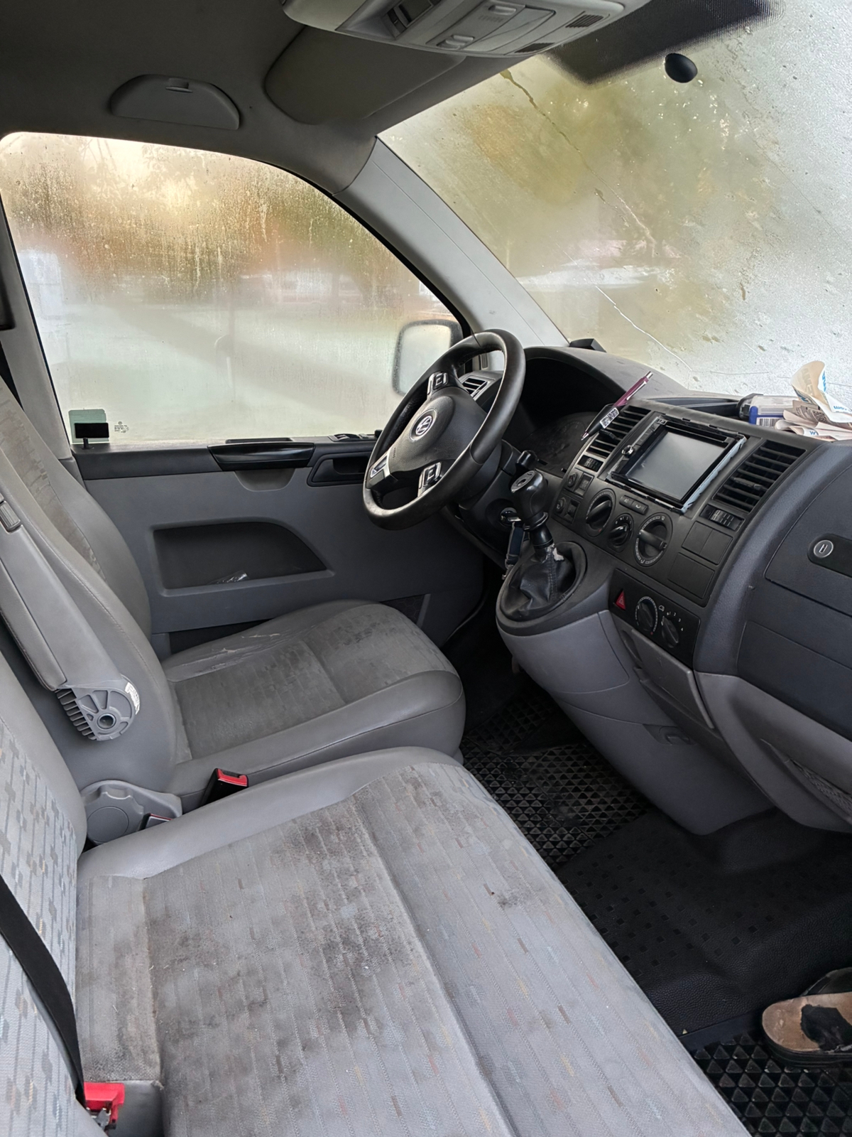Volkswagen Transporter 2.5 TDI DPF 2009, bild 2/3