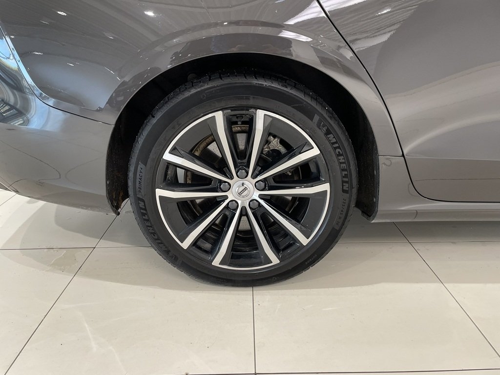 Volvo V60 Plus Dark 2024, bild 7/10