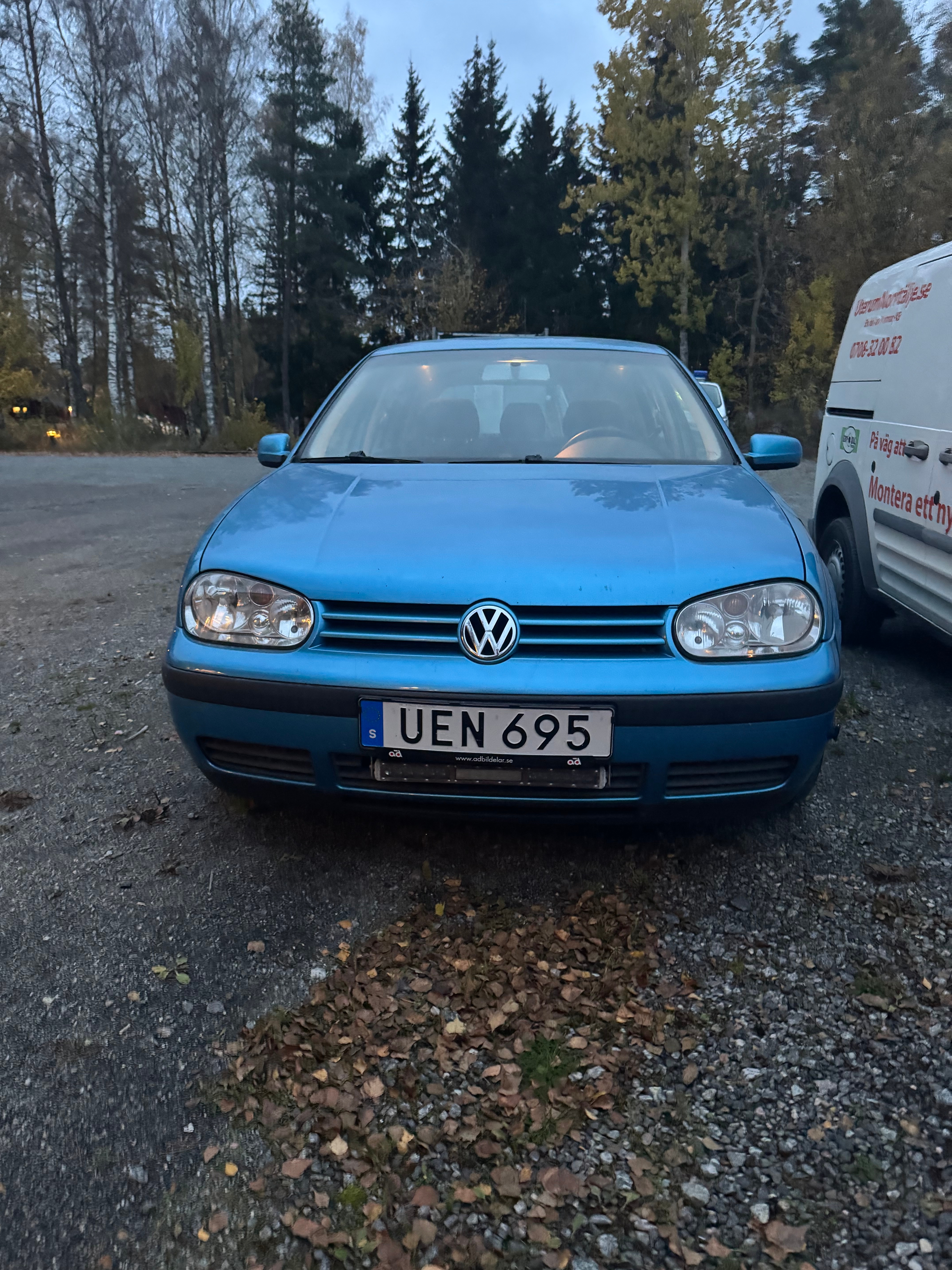 Volkswagen Golf 1.6 2003, bild 3/8