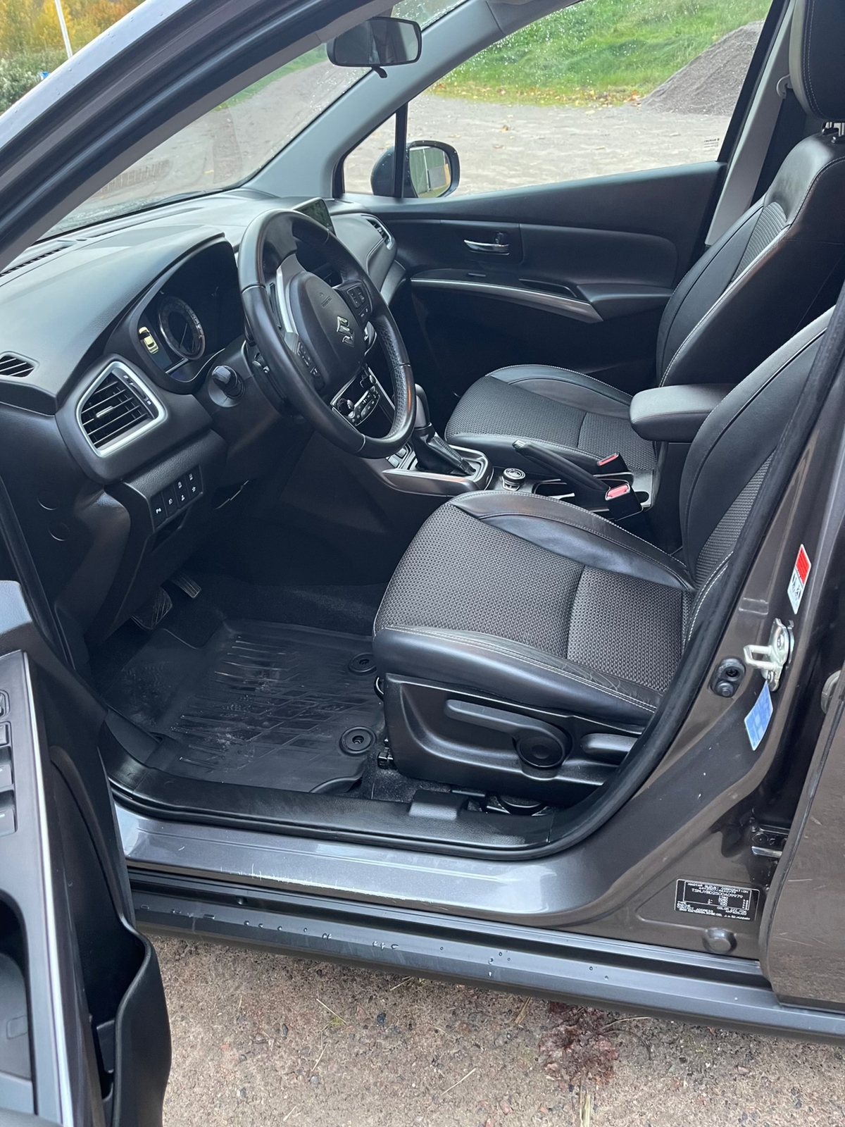 Suzuki S-Cross 1.4 Boosterjet Hybrid 2022, bild 5/7
