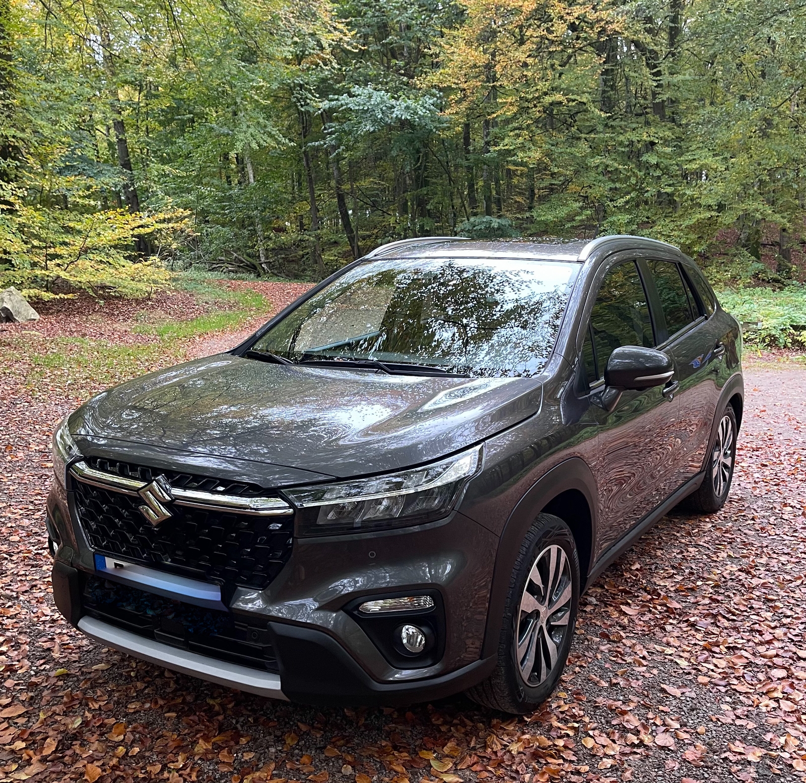 Suzuki S-Cross 1.4 Boosterjet Hybrid 2022, bild 2/7