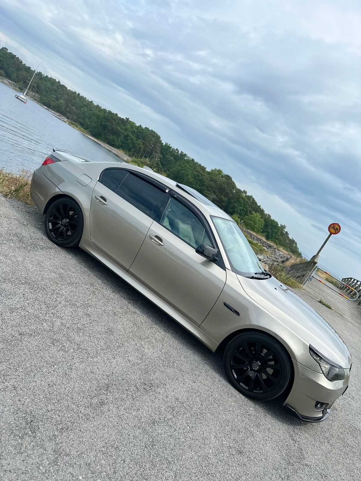 BMW 523i 2008, bild 3/6