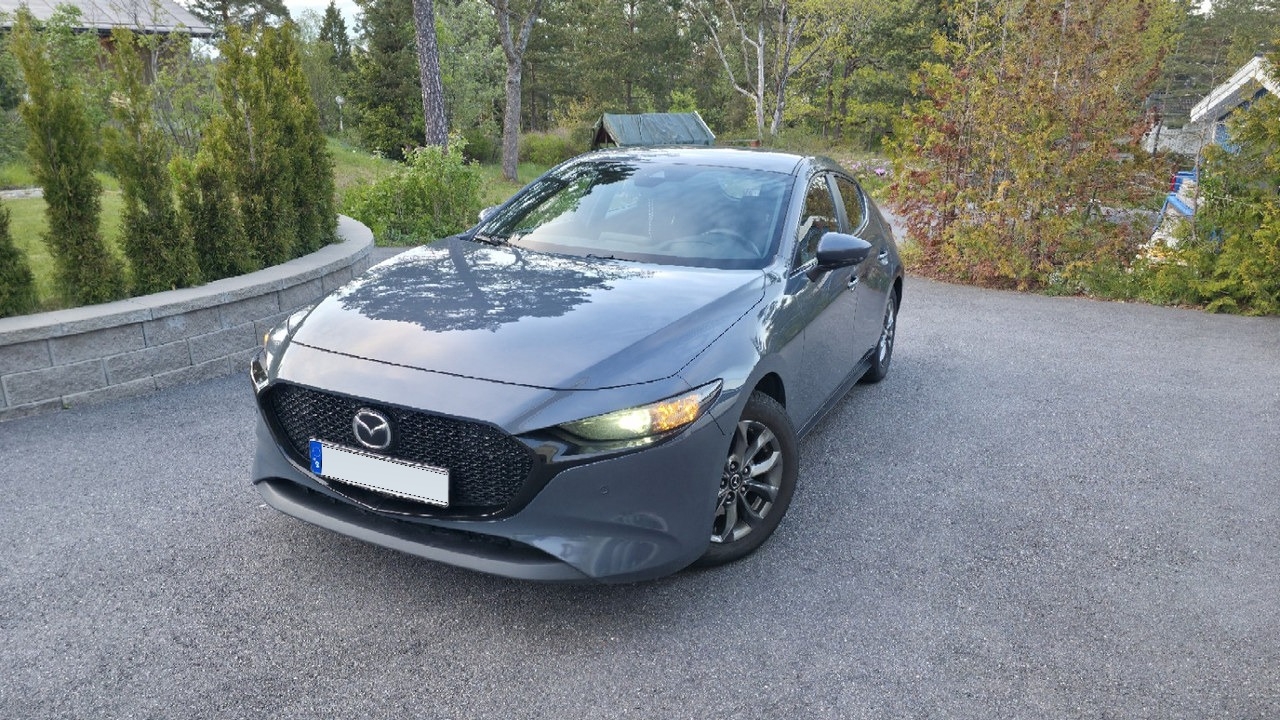 Mazda 3