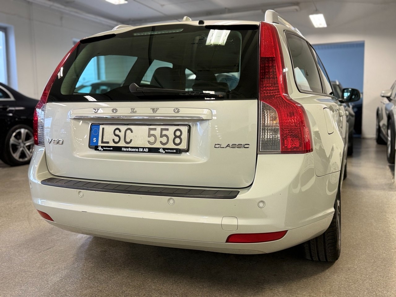 Volvo V50 Momentum Classic 2012, photo 10/10