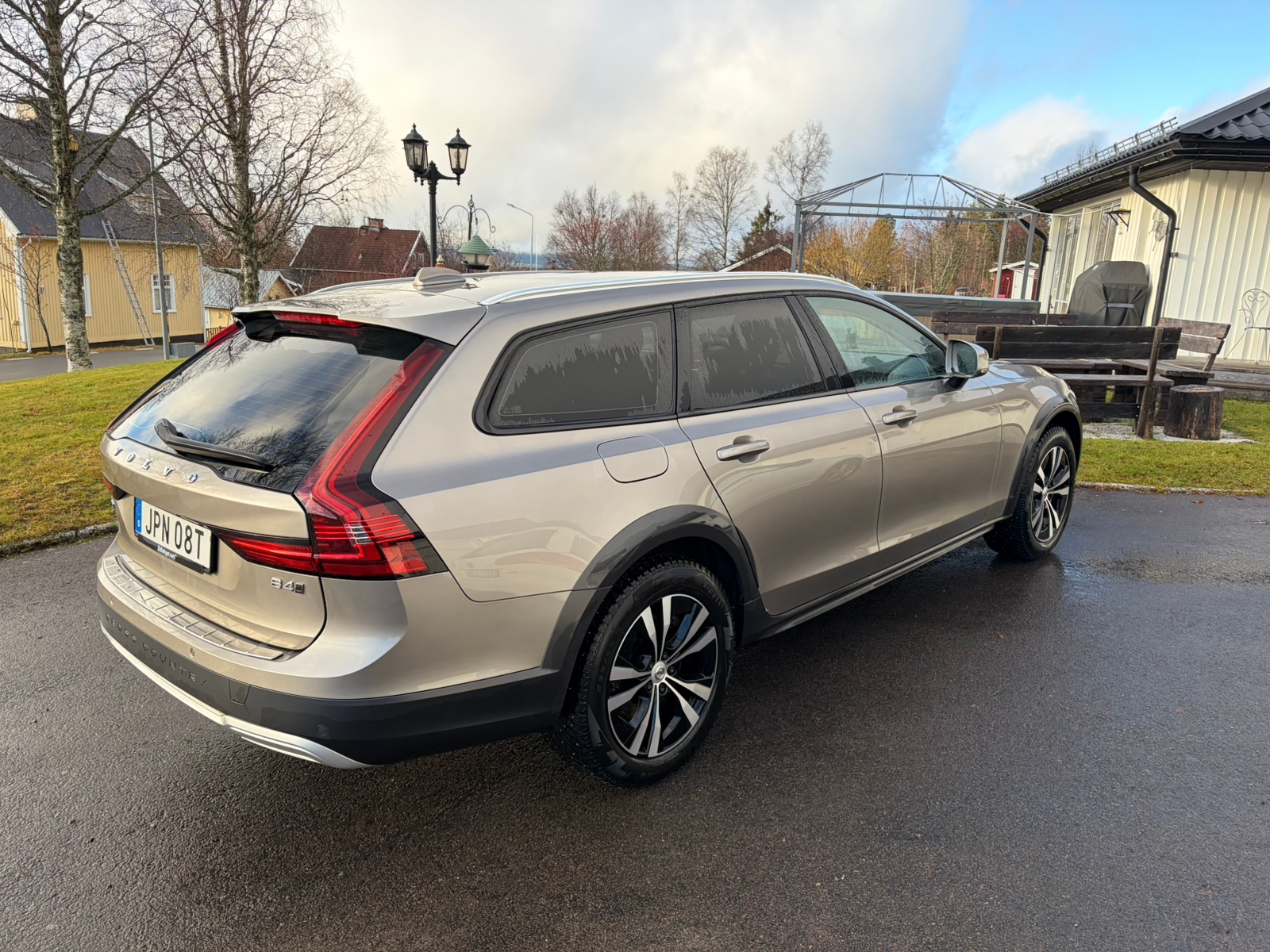 Volvo V90 Cross Country B4 Diesel 2022, bild 2/2