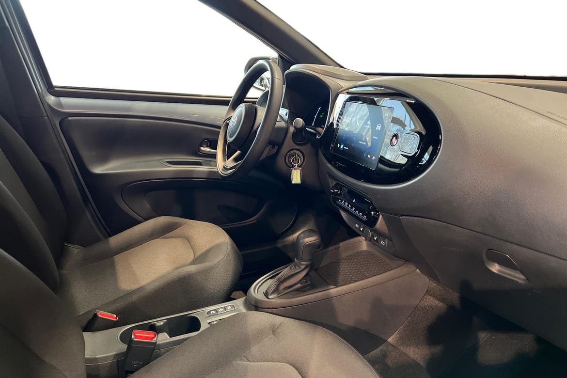 Toyota Aygo X Play 2026, bild 7/10