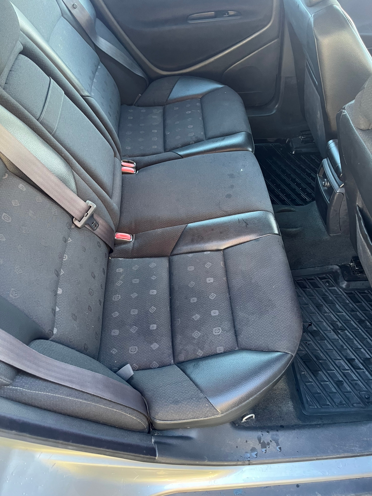 Volvo V70 2.4 2004, kuva 6/6