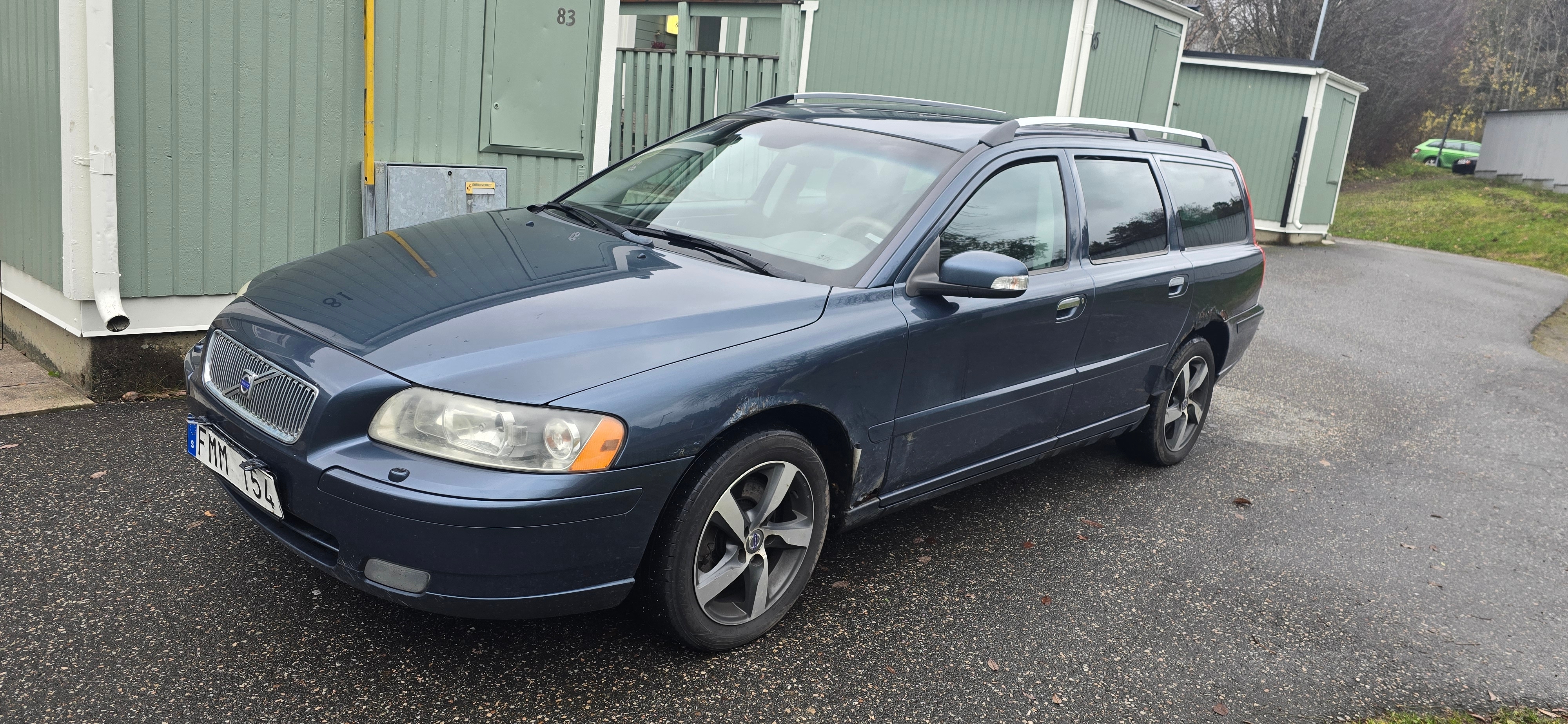 Volvo V70 D5