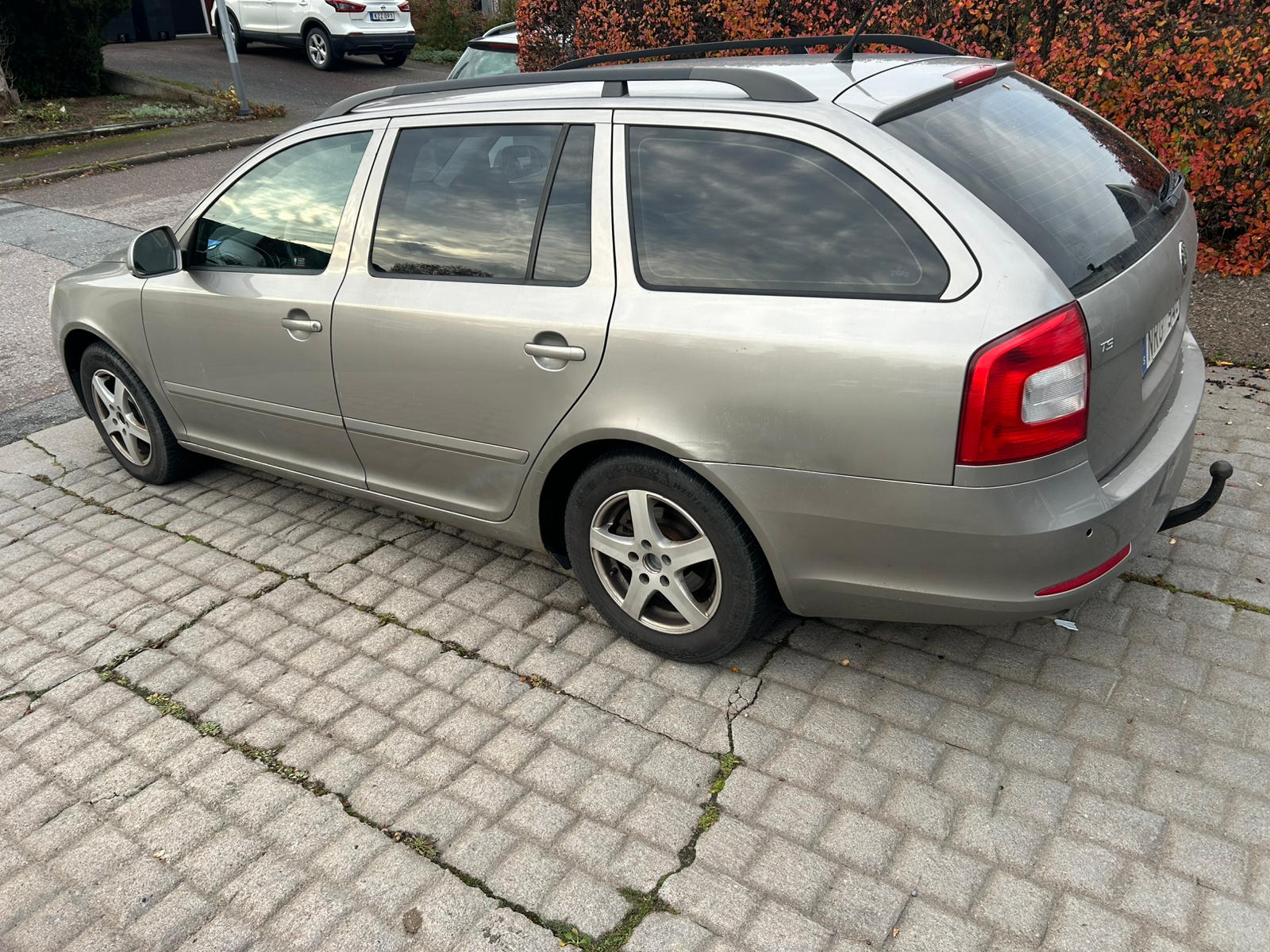 Skoda Octavia 1.4 TSI 2009, bild 2/3