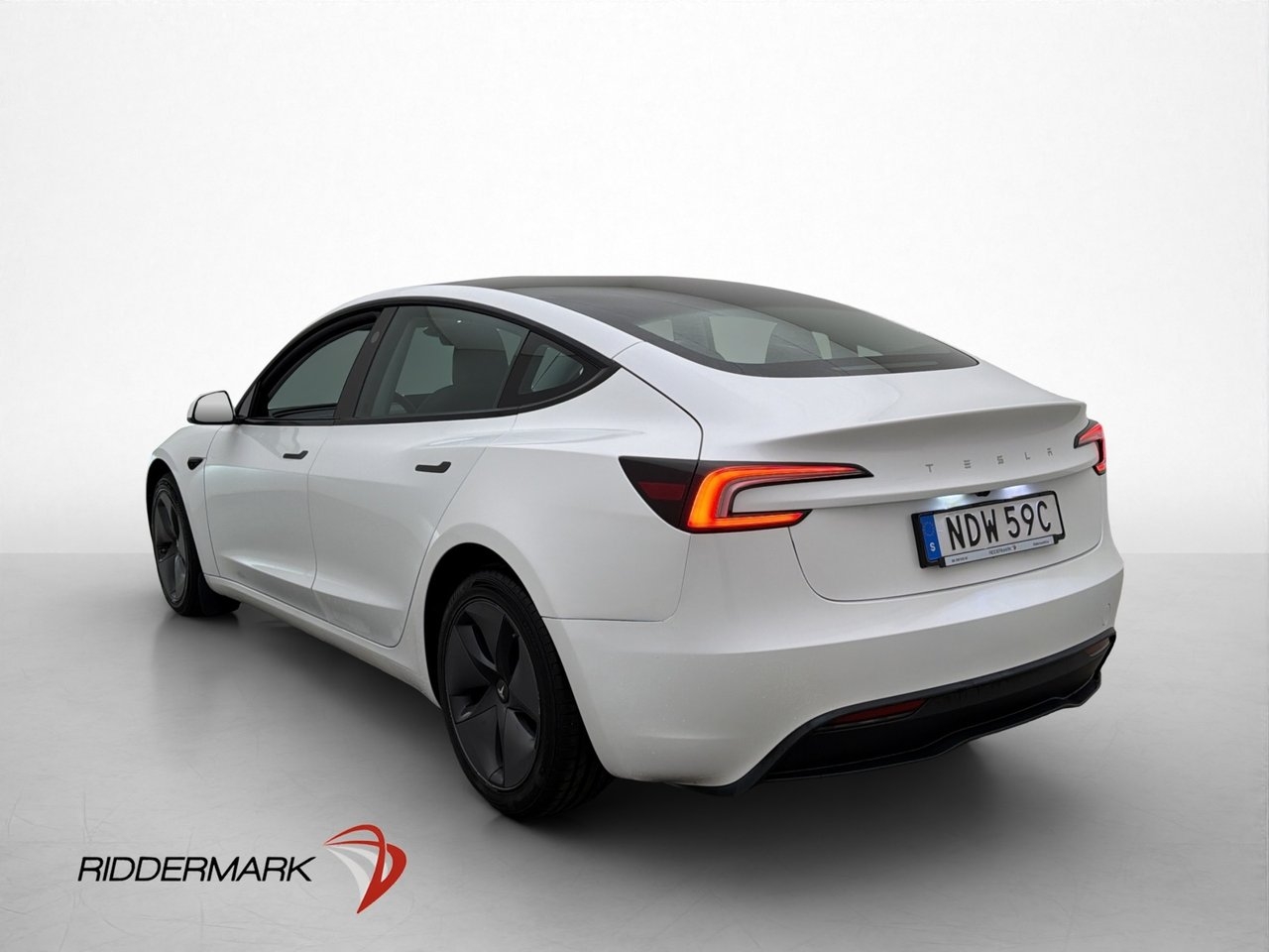 Tesla Model 3 2024, photo 6/10