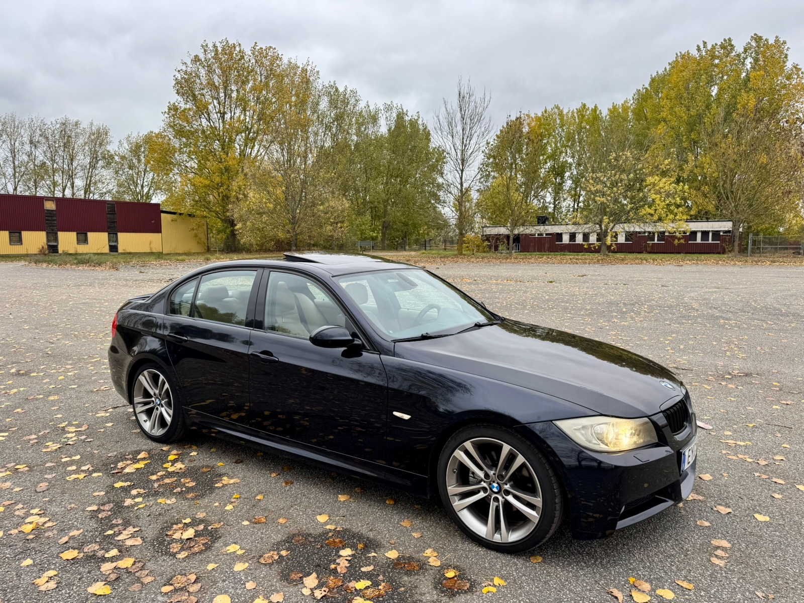 BMW 325i