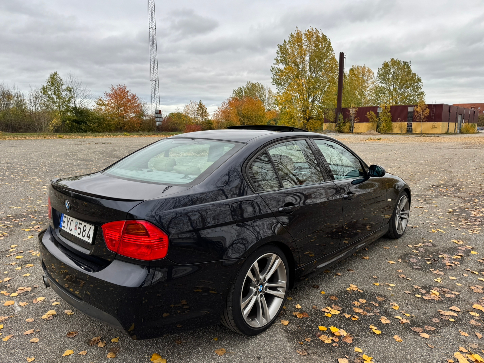 BMW 325i M Sport 2008, bild 2/6