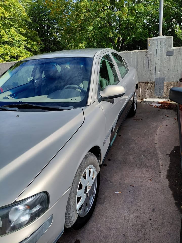 Volvo S60 2.4 2003, bild 3/10