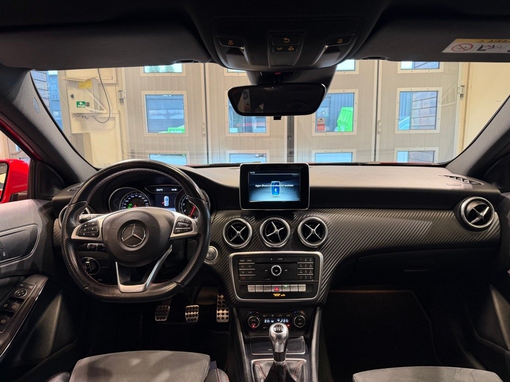 Mercedes-Benz A 180 AMG Line 2018, bild 5/10
