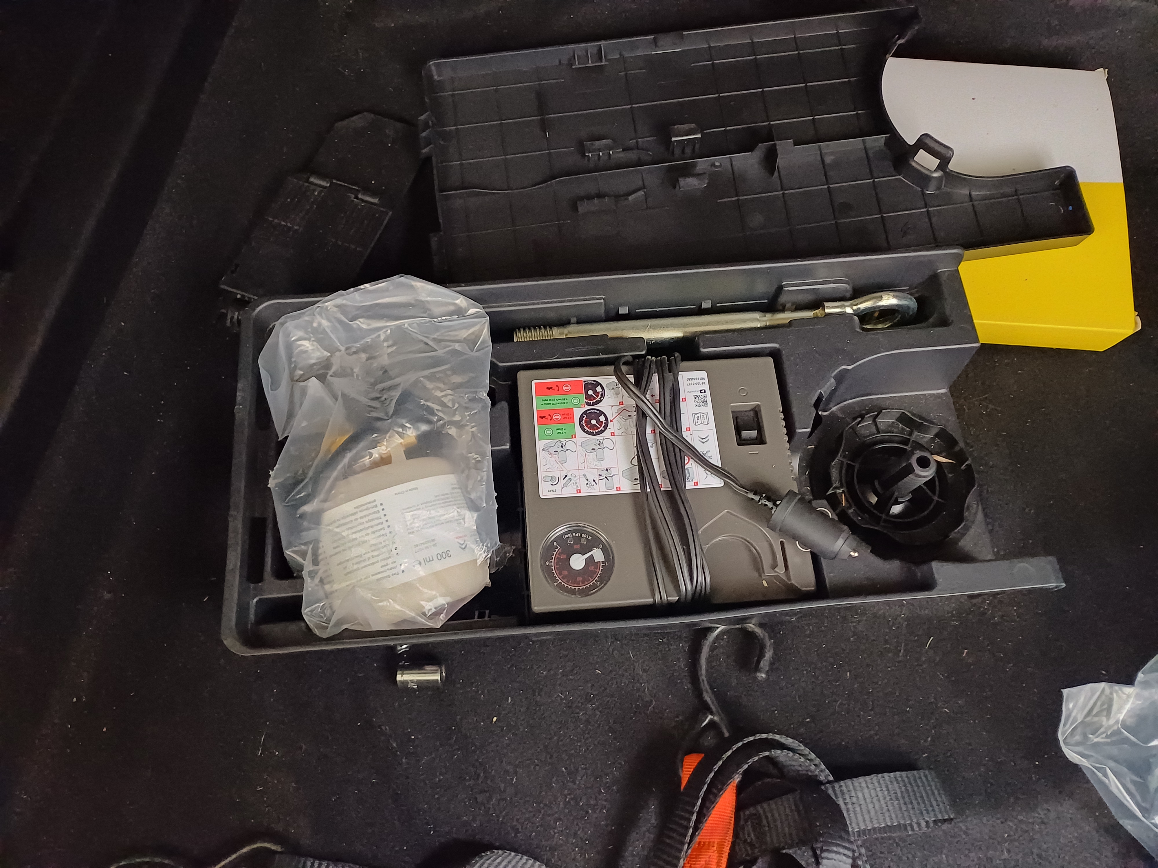 Peugeot 3008 1.2 PureTech 130 2018, bild 6/10