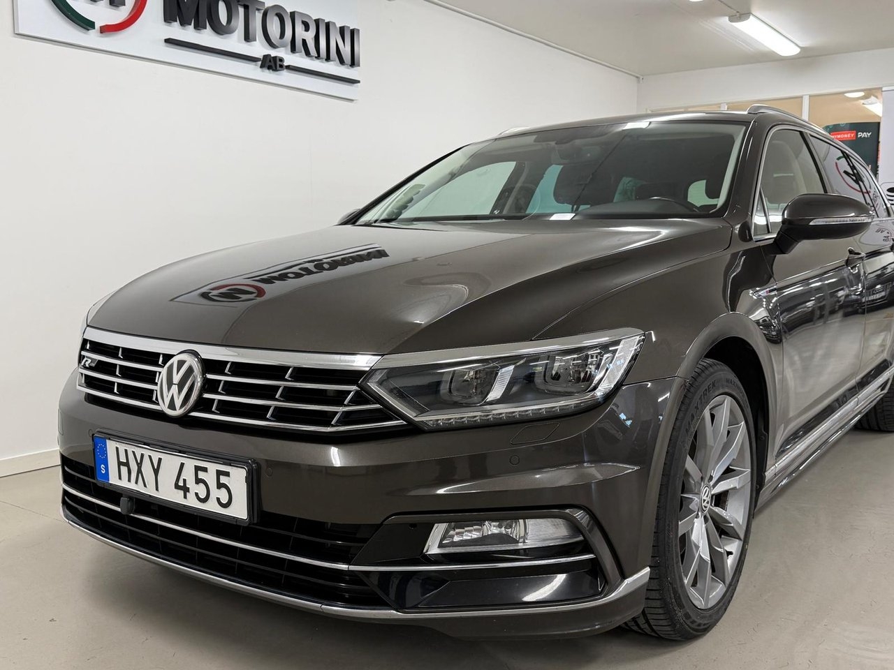 Volkswagen Passat 2.0 TDI SCR R-Line 2016, bild 3/10