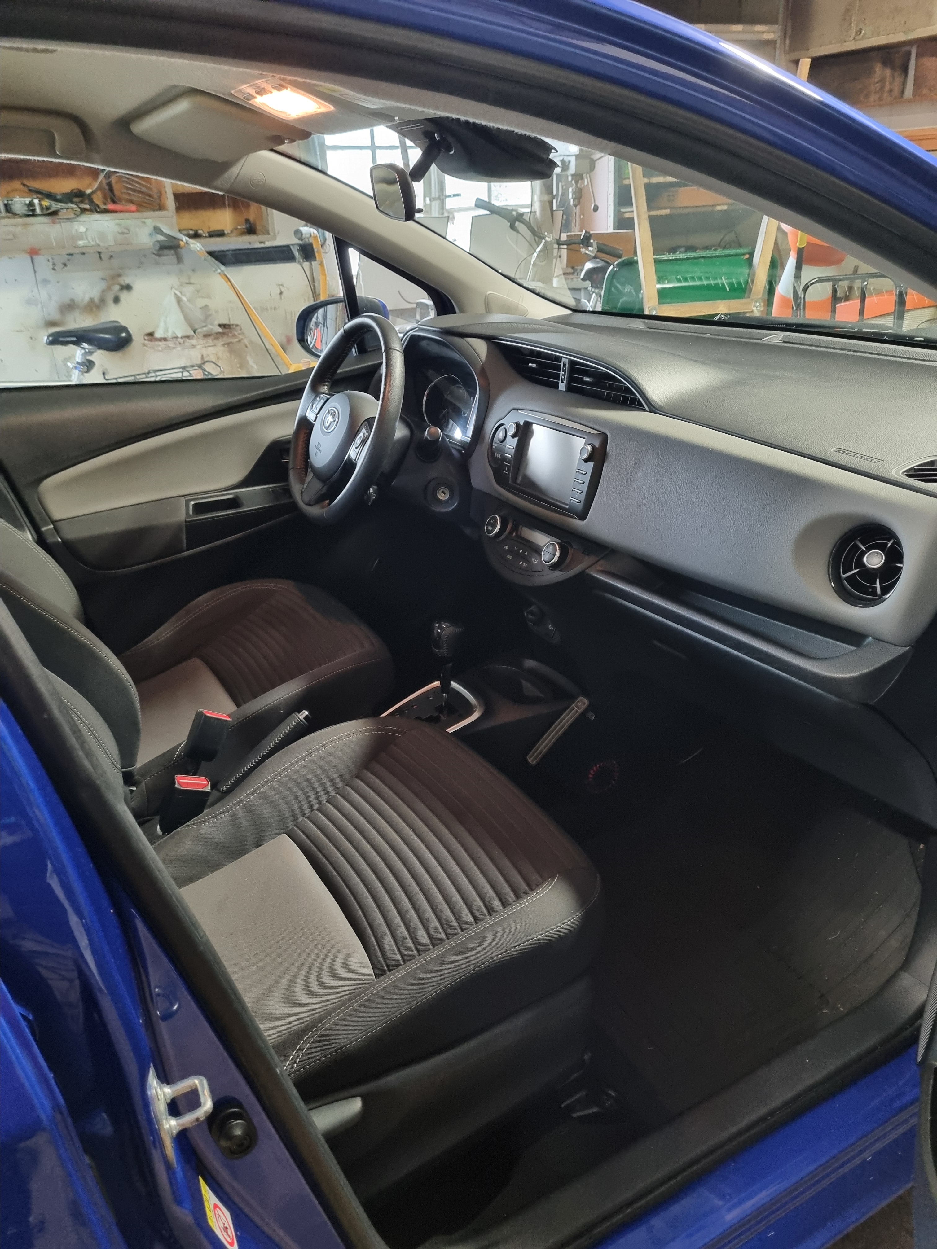 Toyota Yaris 1.5 Hybrid 2018, bild 5/8