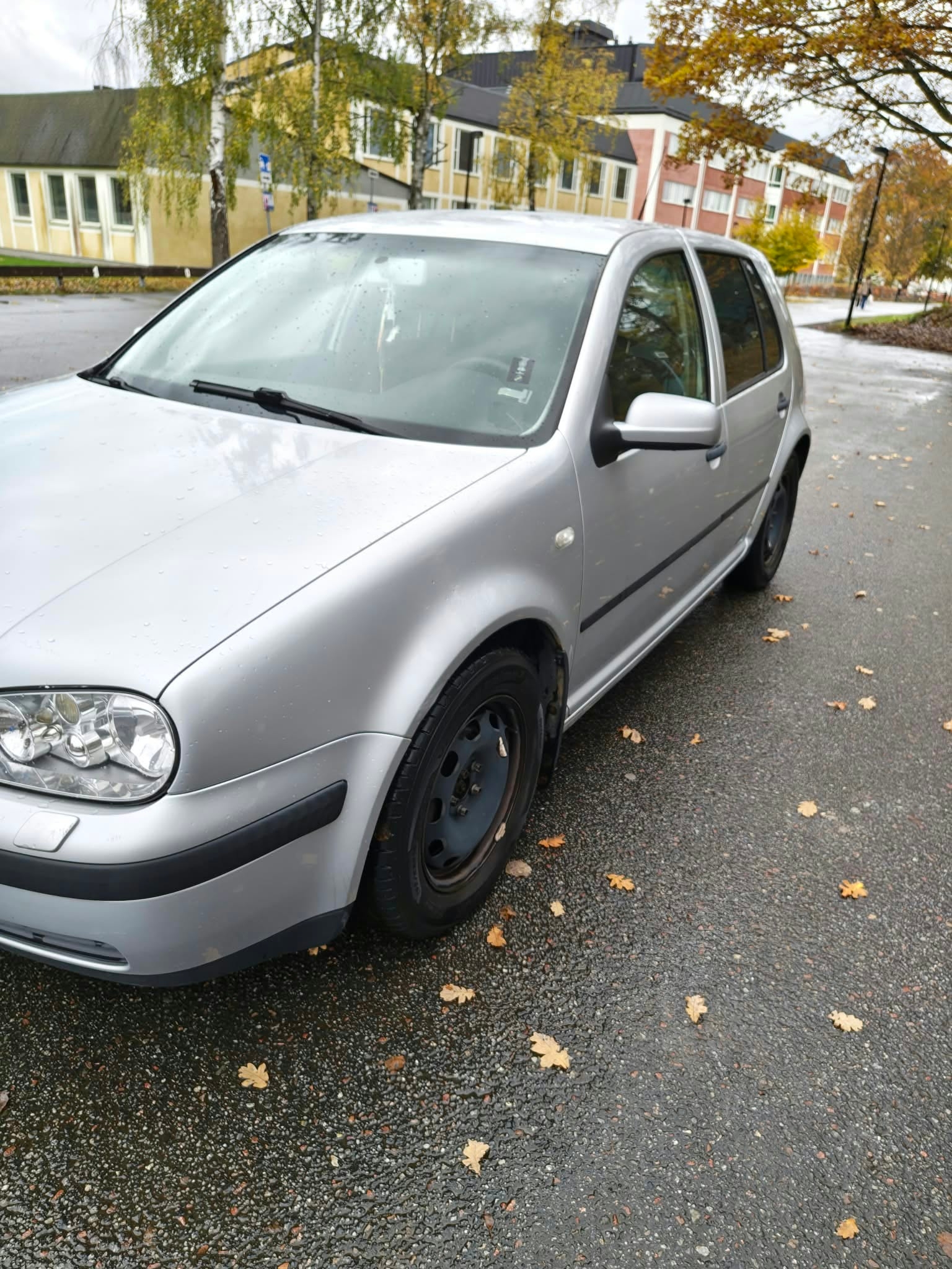 Volkswagen Golf 1.6 2003, kuva 4/10