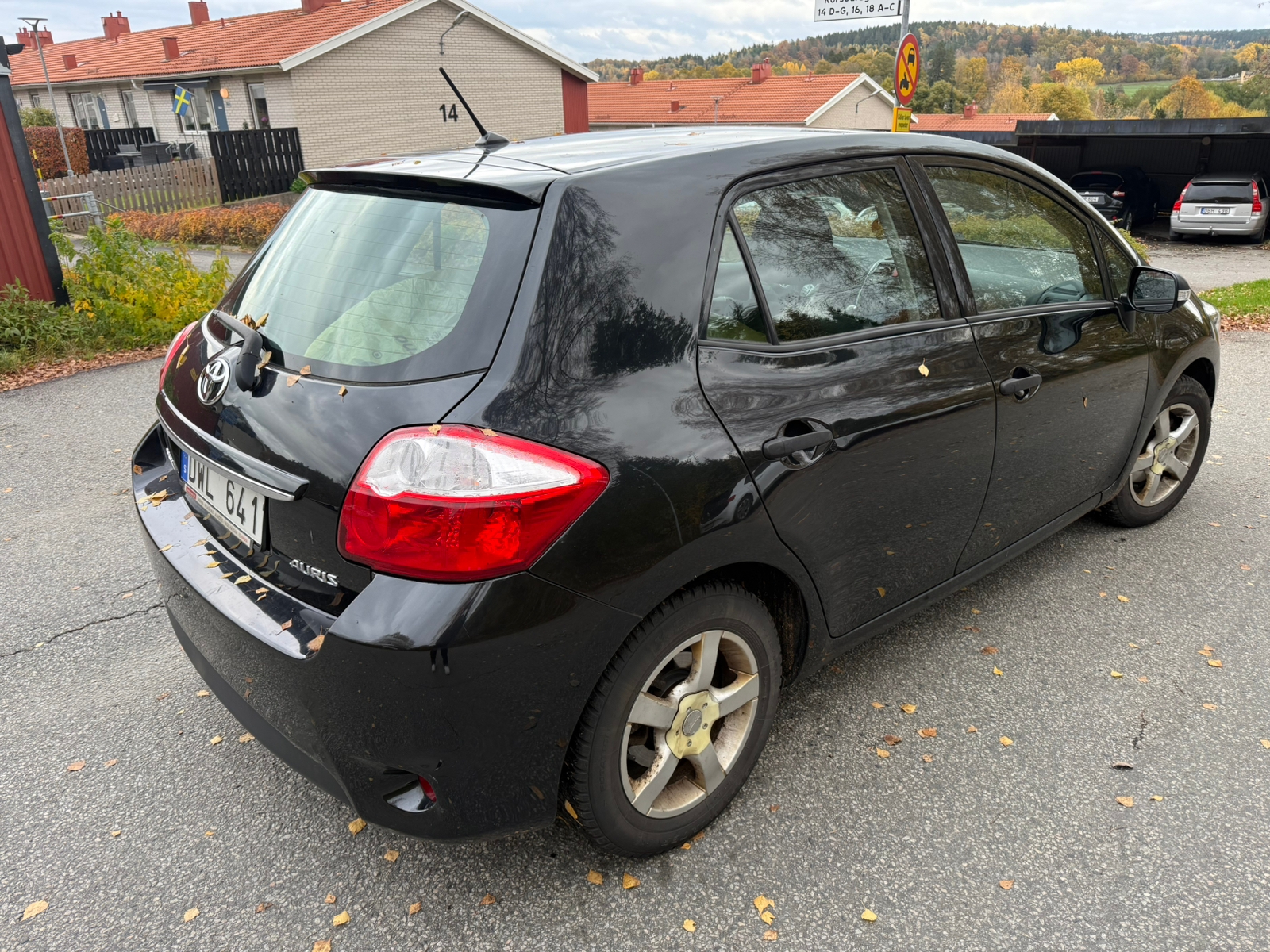 Toyota Auris 1.6 2010, photo 3/6