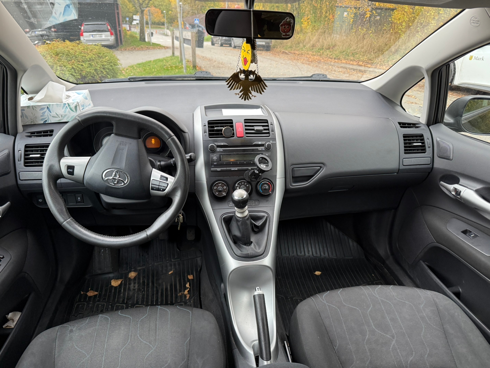 Toyota Auris 1.6 2010, photo 5/6
