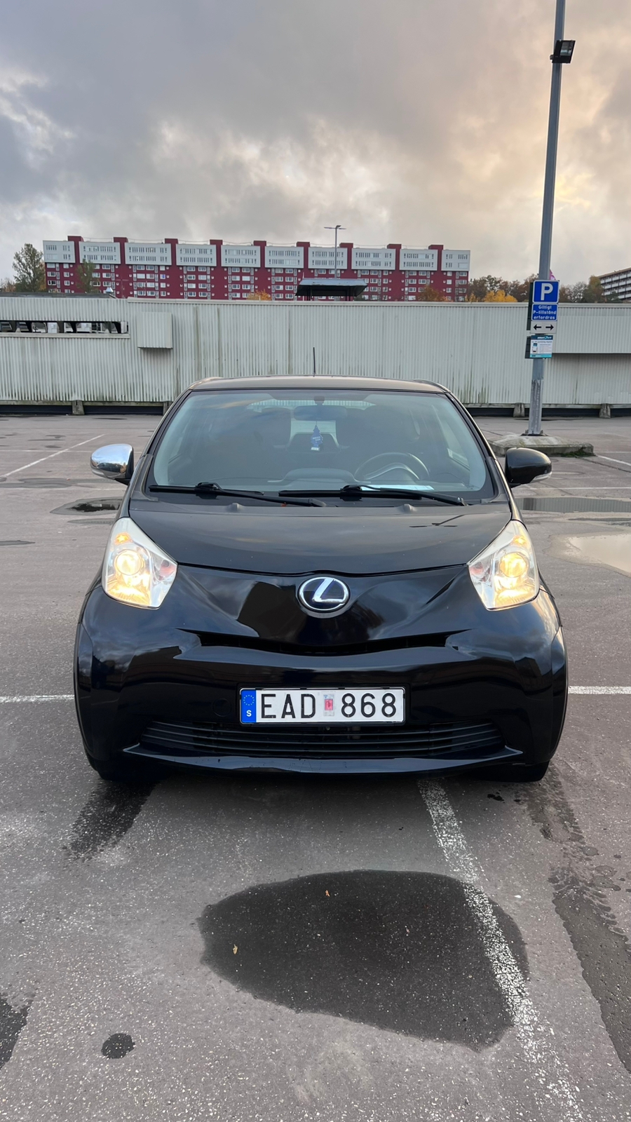 Toyota iQ 1.0 2009, bild 2/5