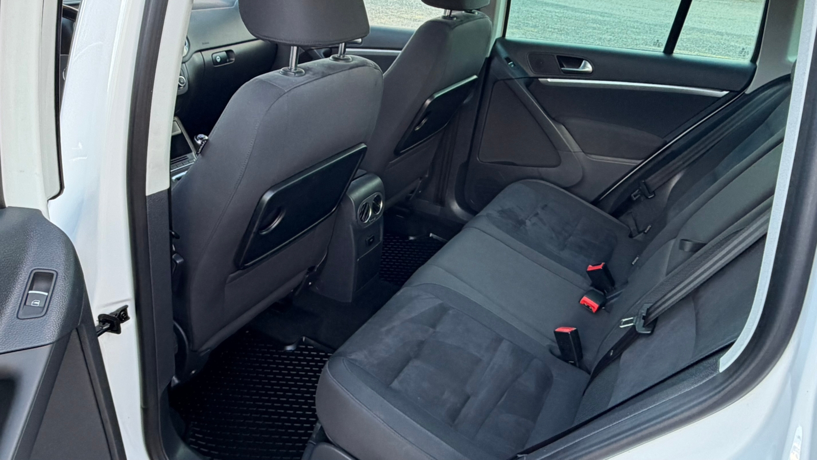Volkswagen Tiguan 1.4 TSI 2012, bild 7/10